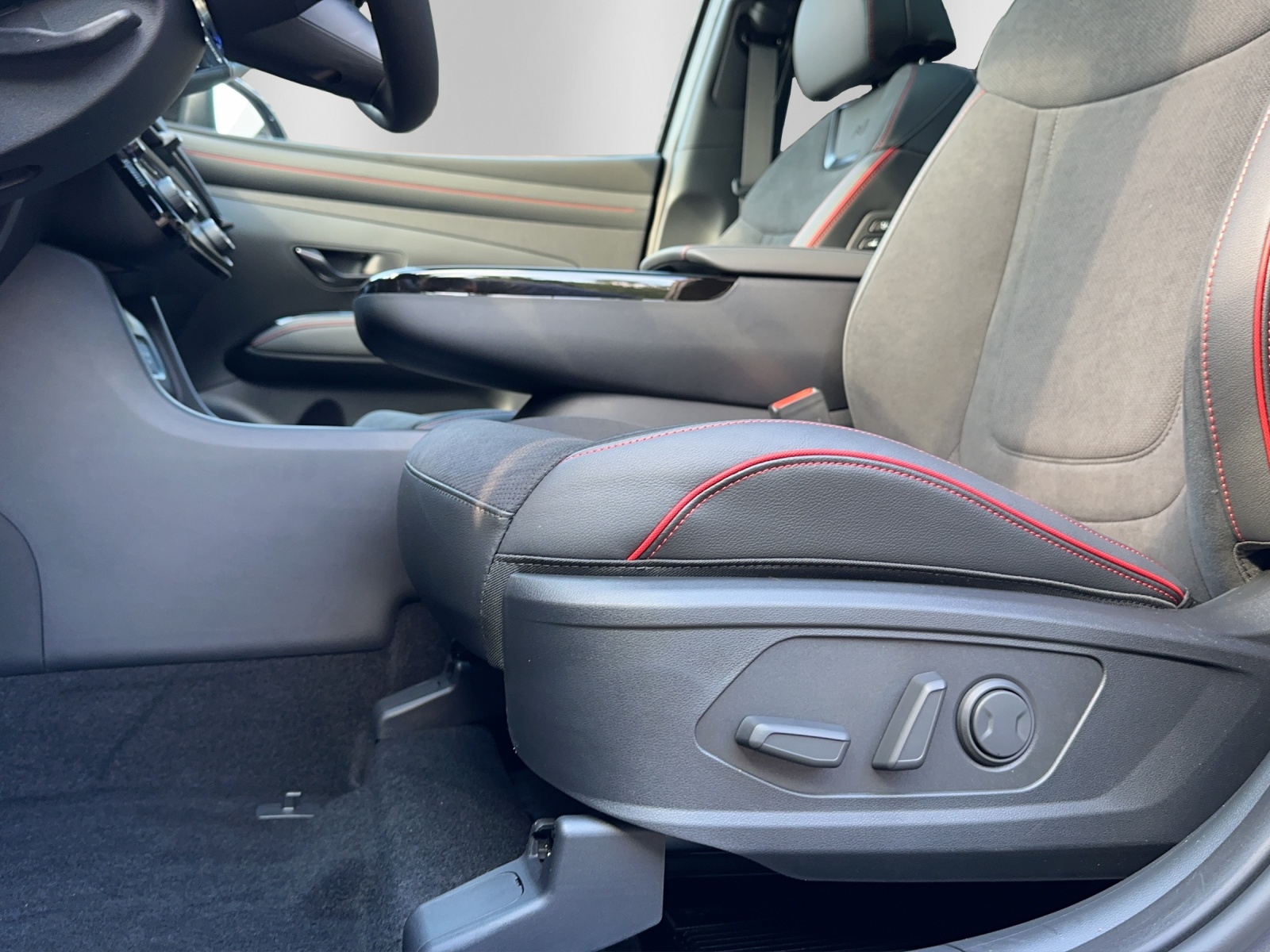 HYUNDAI Tucson 1.6 HEV N-Line 4WD-image-11
