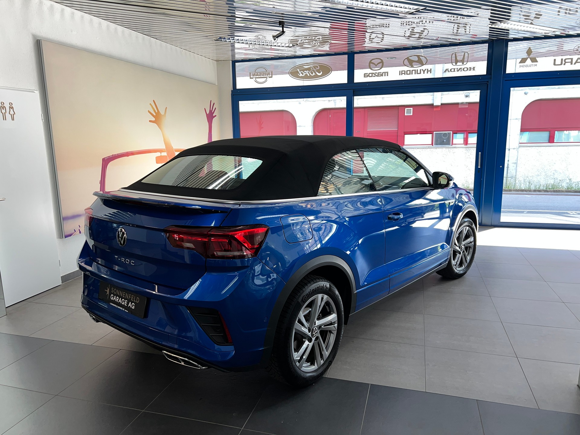 VW T-Roc Cabriolet 1.5 TSI EVO R-Line DSG-image-5