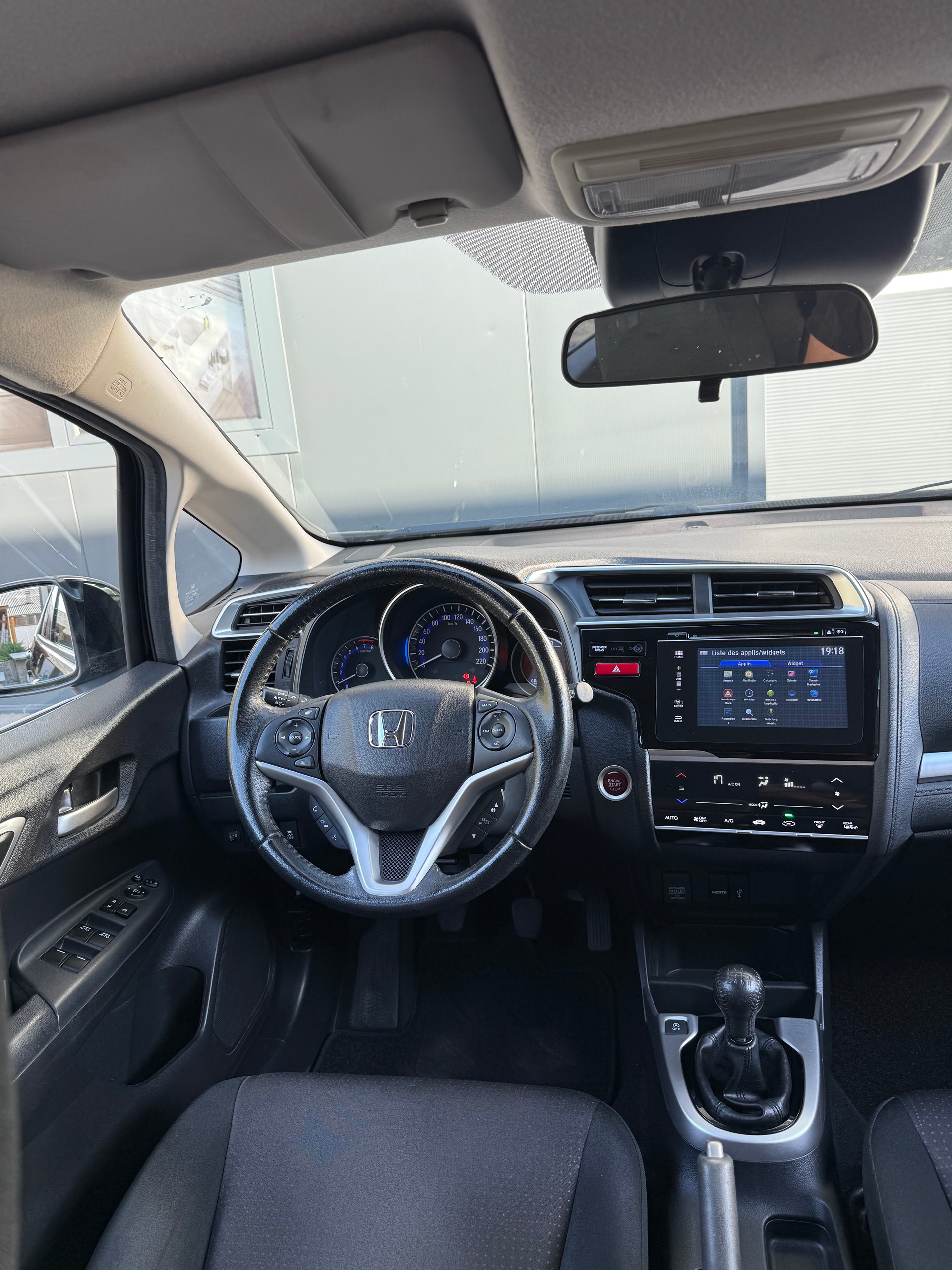 HONDA Jazz 1.3i-VTEC Trend-image-9