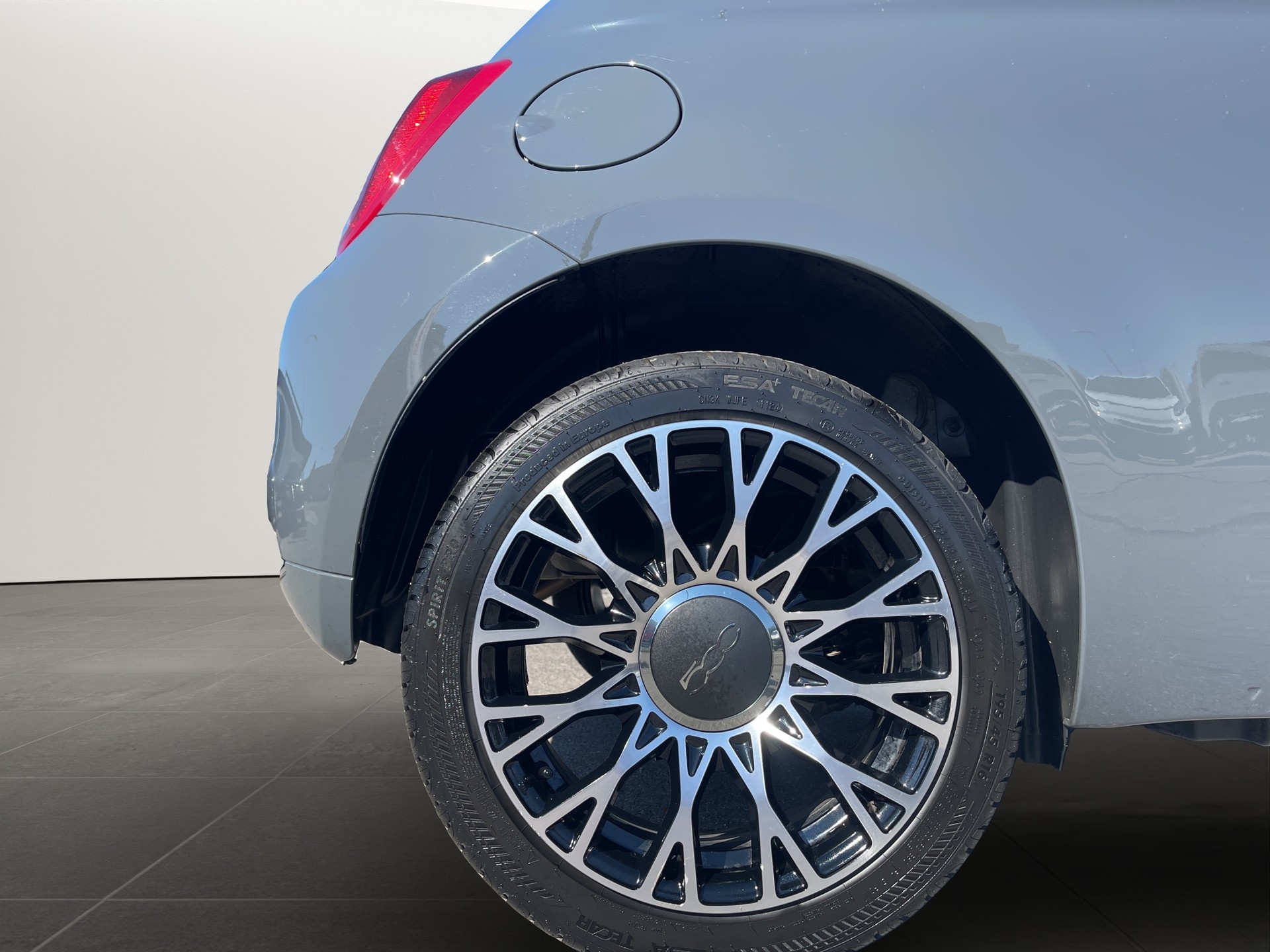 FIAT 500 1.0 Hybrid Dolcevita-image-22