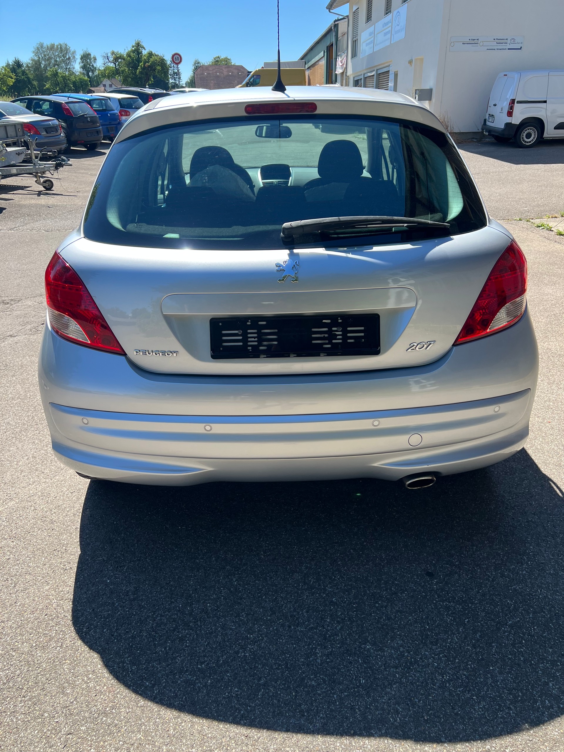PEUGEOT 207-image-3