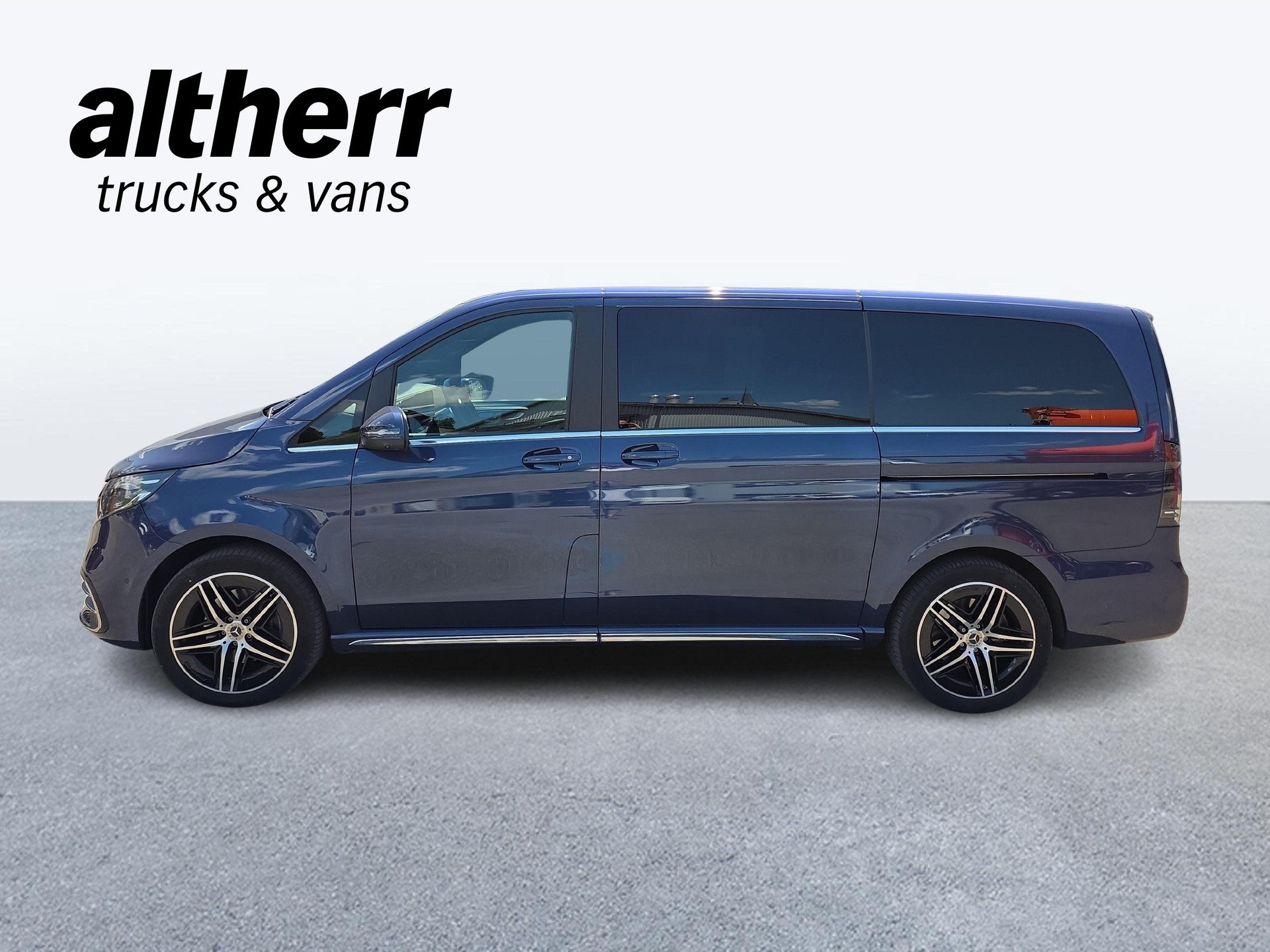 MERCEDES-BENZ V 300 d Exclusive lang Van-image-1