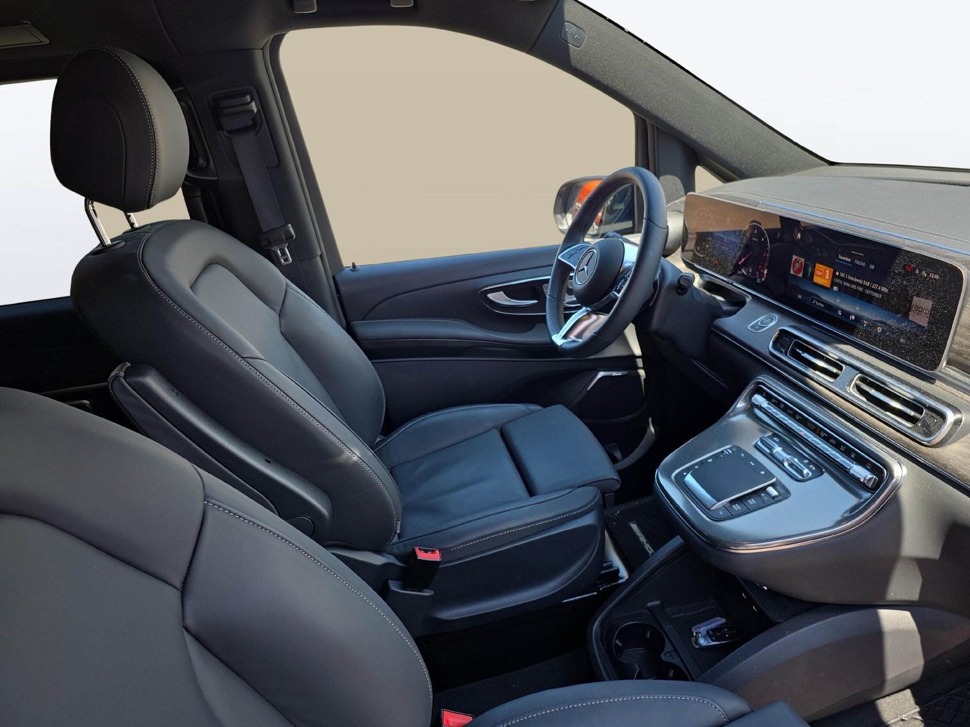 MERCEDES-BENZ V 300 d Exclusive lang Van-image-9