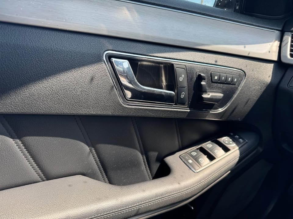 MERCEDES-BENZ E 350 CDI BlueEff. Avantgarde 4Matic 7G-Tronic-image-13