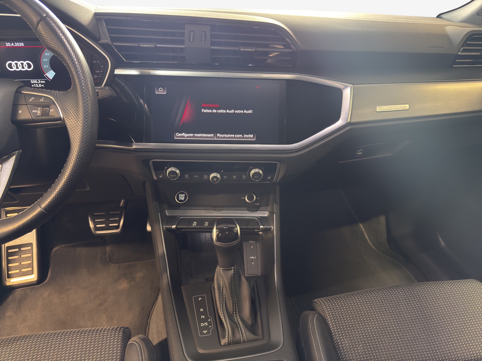 AUDI Q3 40 TFSI S line quattro S-tronic-image-10
