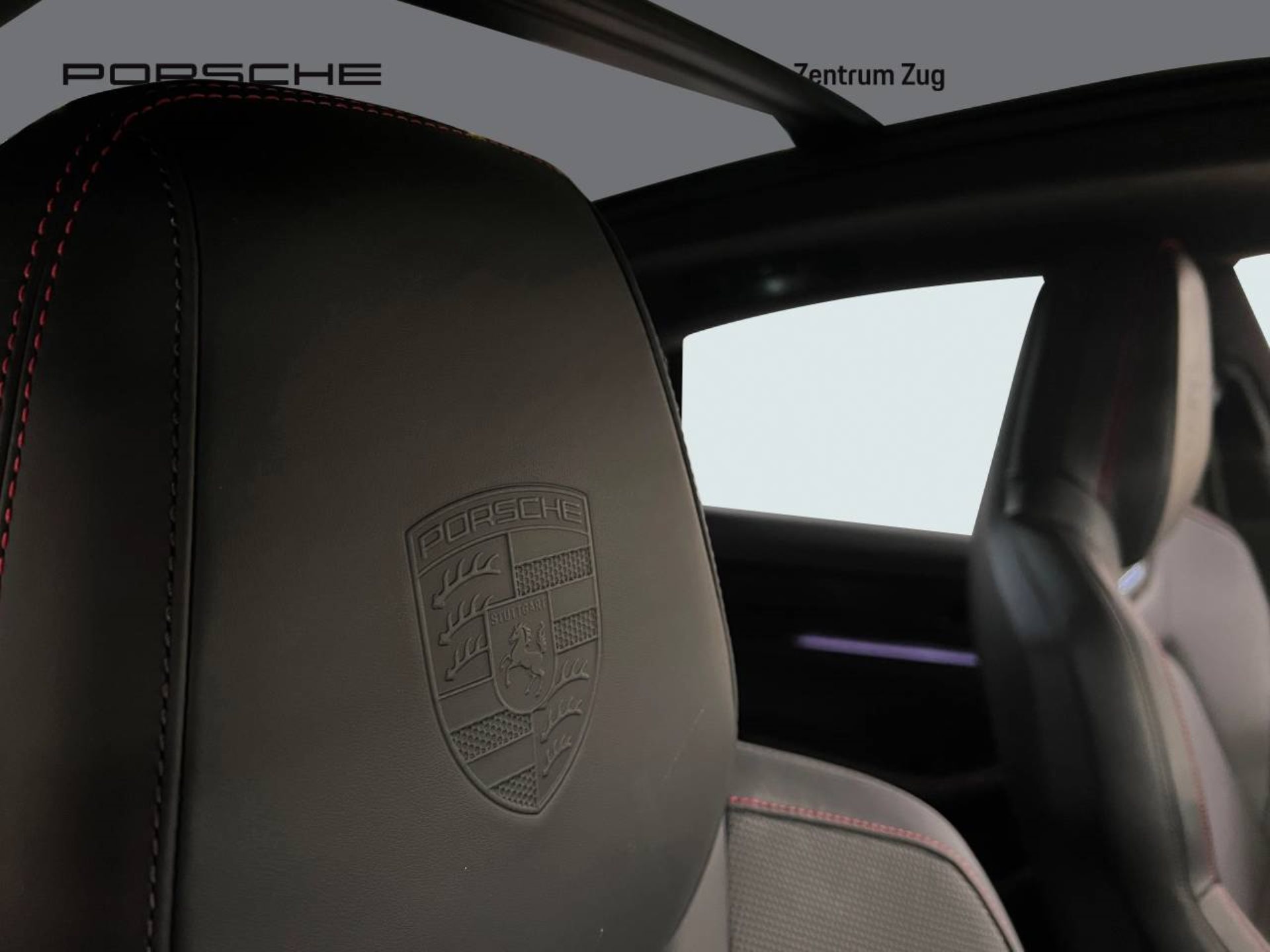 PORSCHE Macan Turbo-image-21