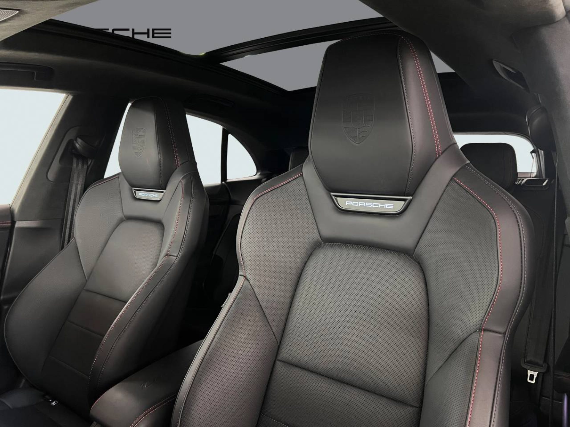 PORSCHE Macan Turbo-image-4