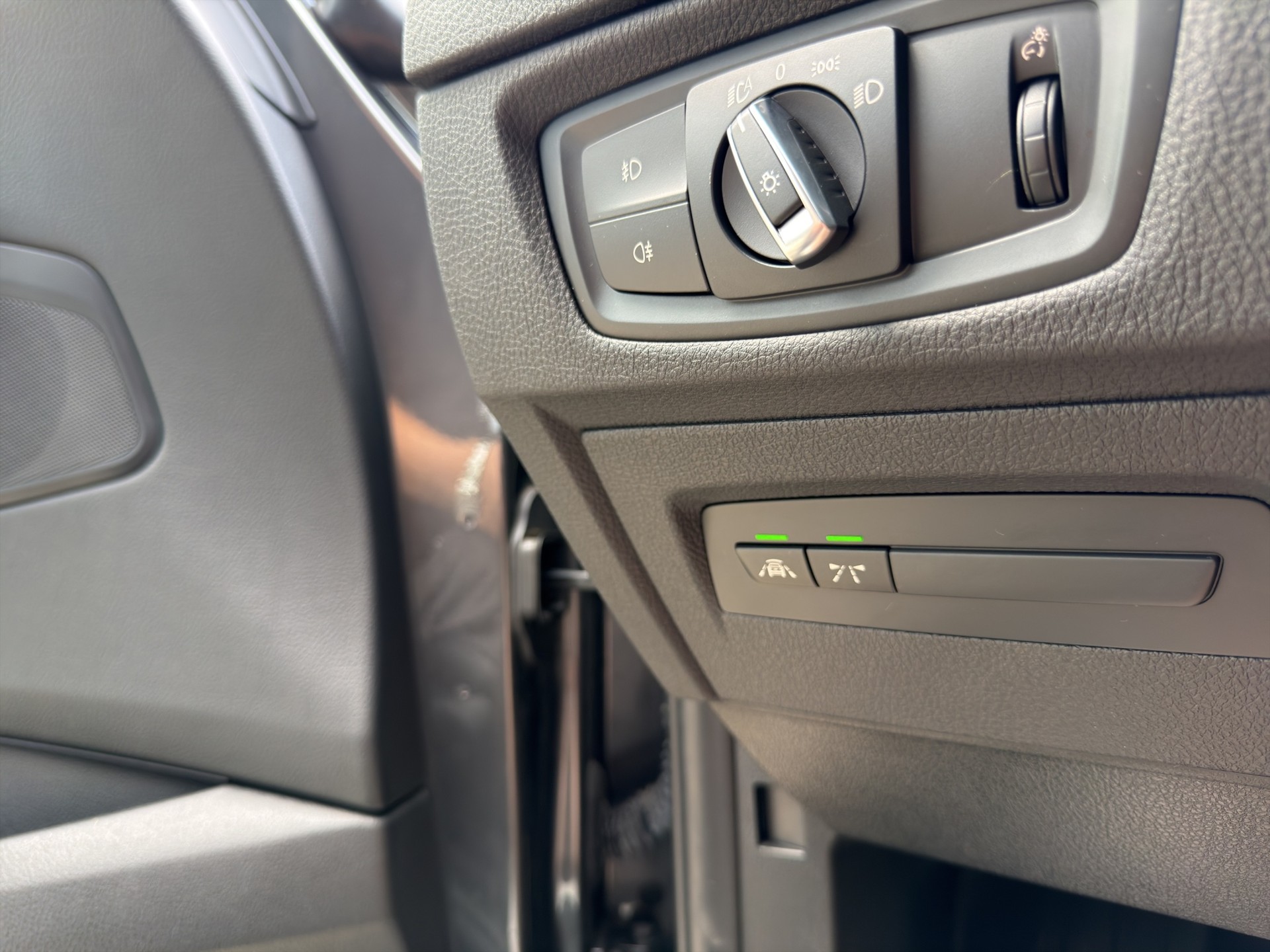 BMW 120d xDrive Steptronic-image-15