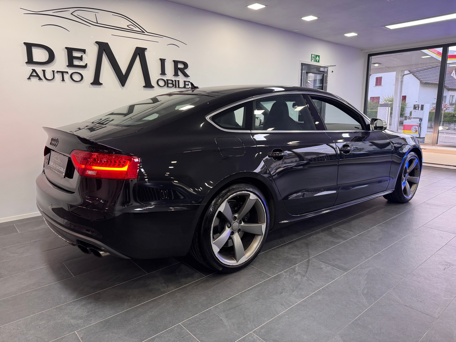 AUDI S5 Sportback 3.0 TFSI quattro S-tronic *1.Hand / CH-Fahrzeug / Leder Feinnappa / MMI / Bluetooth / Perleffekt Lackierung*-image-3