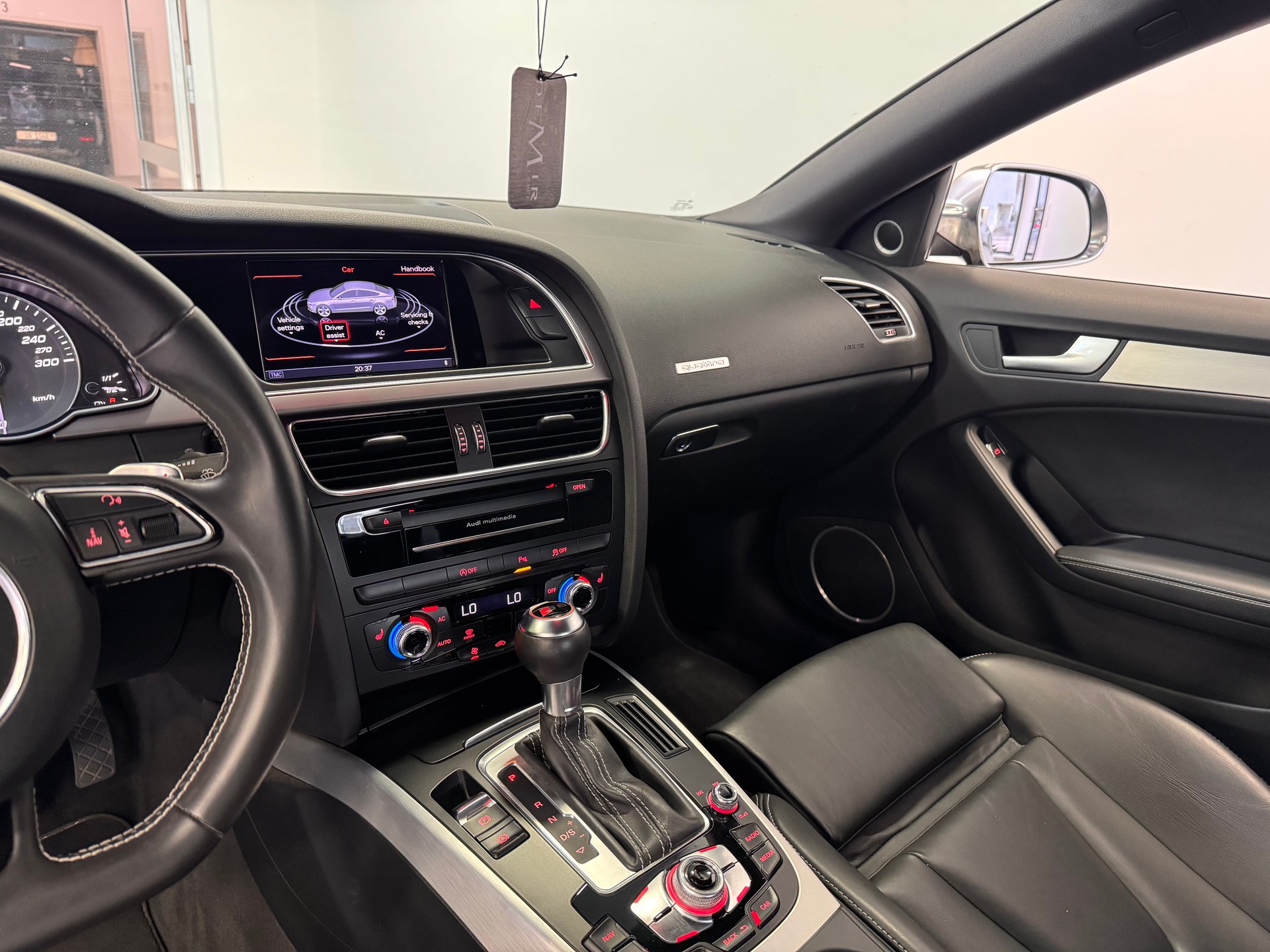 AUDI S5 Sportback 3.0 TFSI quattro S-tronic *1.Hand / CH-Fahrzeug / Leder Feinnappa / MMI / Bluetooth / Perleffekt Lackierung*-image-13