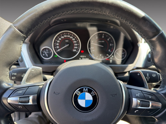 BMW 320d xDrive TouringMSport-image-6