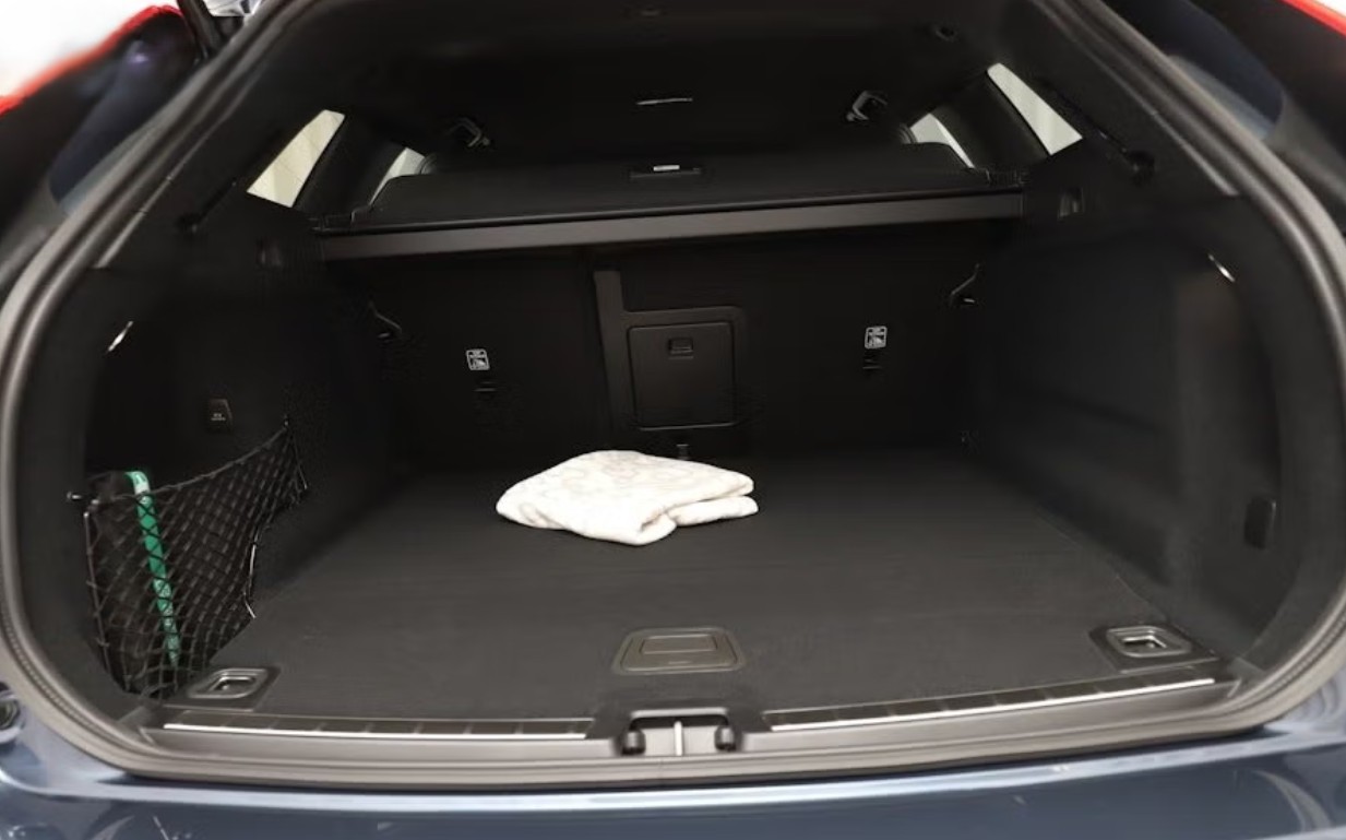 VOLVO XC60 T6 eAWD PluginHybrid Plus Dark Geartronic-image-19