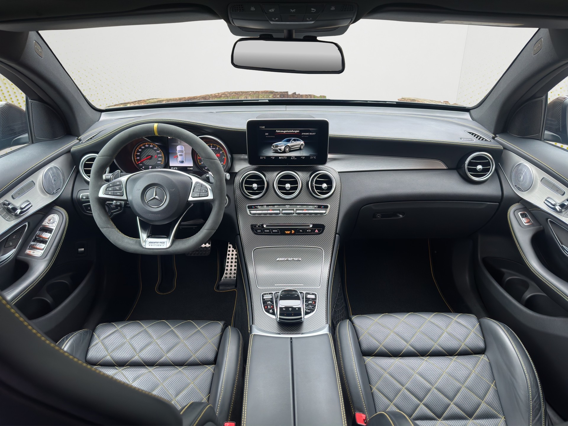 MERCEDES-BENZ GLC Coupé 63S AMG Edition 1 (CH) Performance Carbon INDIVIDUAL-image-12