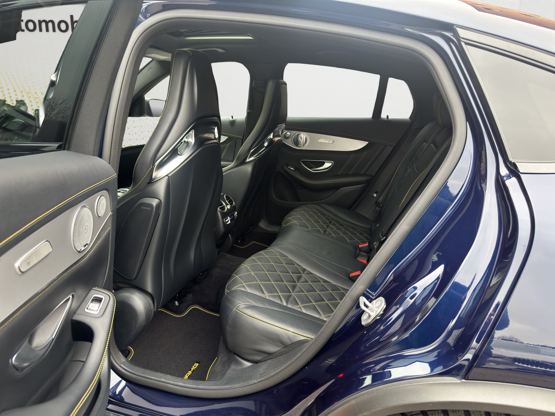 MERCEDES-BENZ GLC Coupé 63S AMG Edition 1 (CH) Performance Carbon INDIVIDUAL-image-18