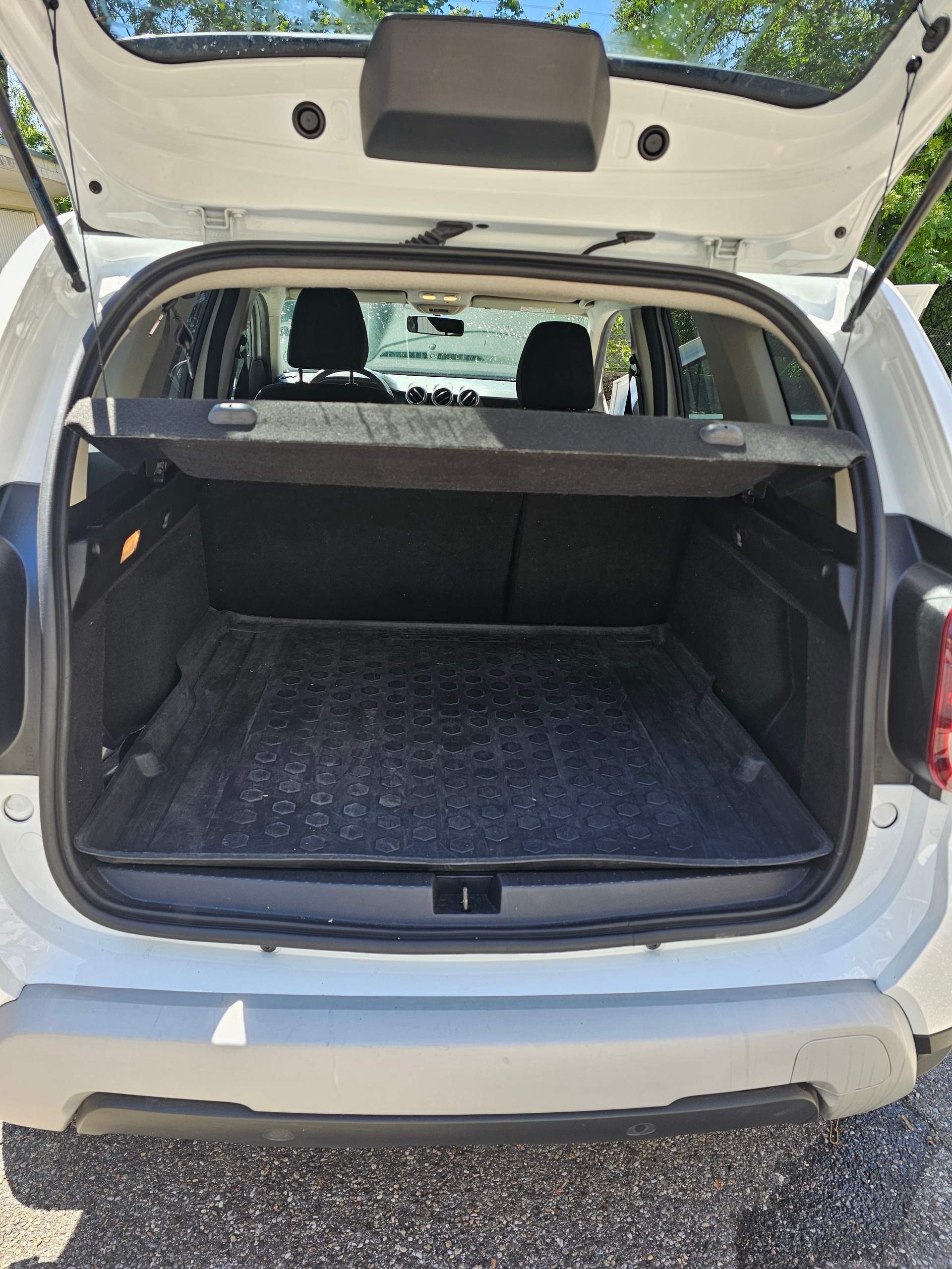 DACIA 1.3 TCe 150 Comfort 4WD-image-2