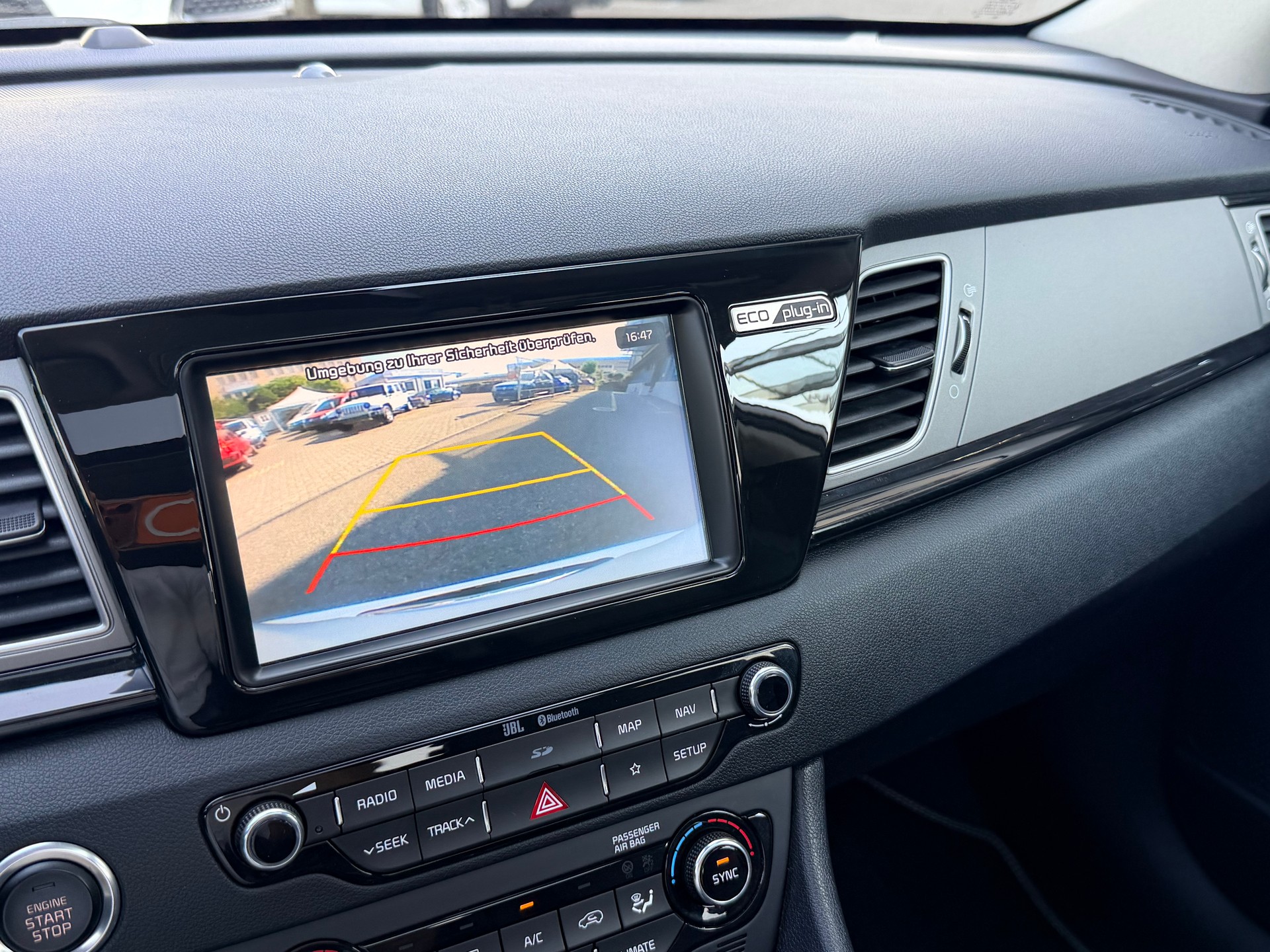 KIA Niro 1.6GDi Plug-in Hybrid DCT-image-16