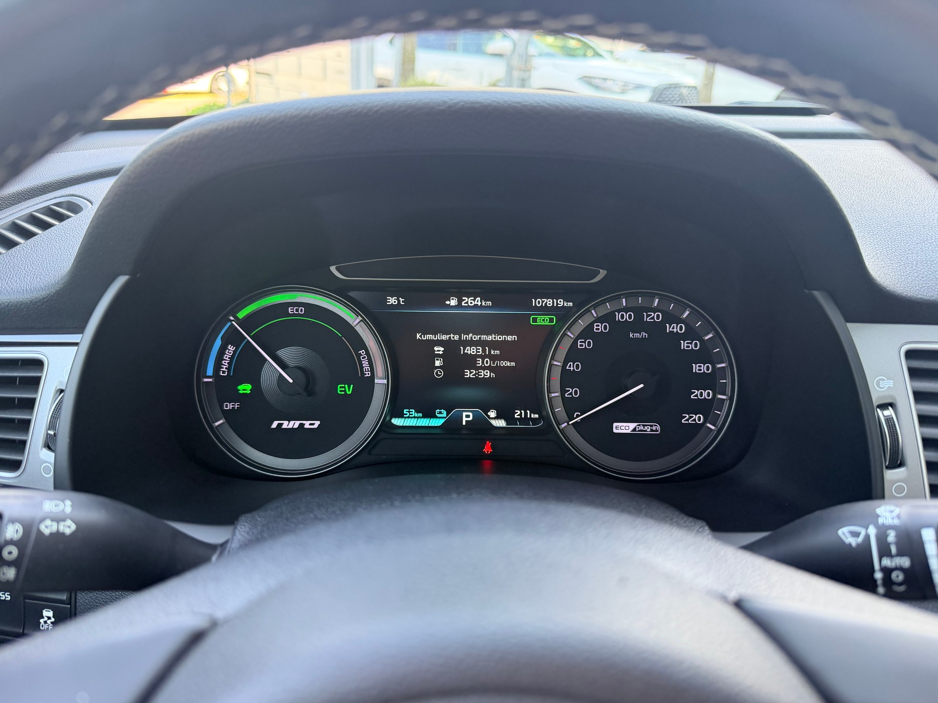 KIA Niro 1.6GDi Plug-in Hybrid DCT-image-19