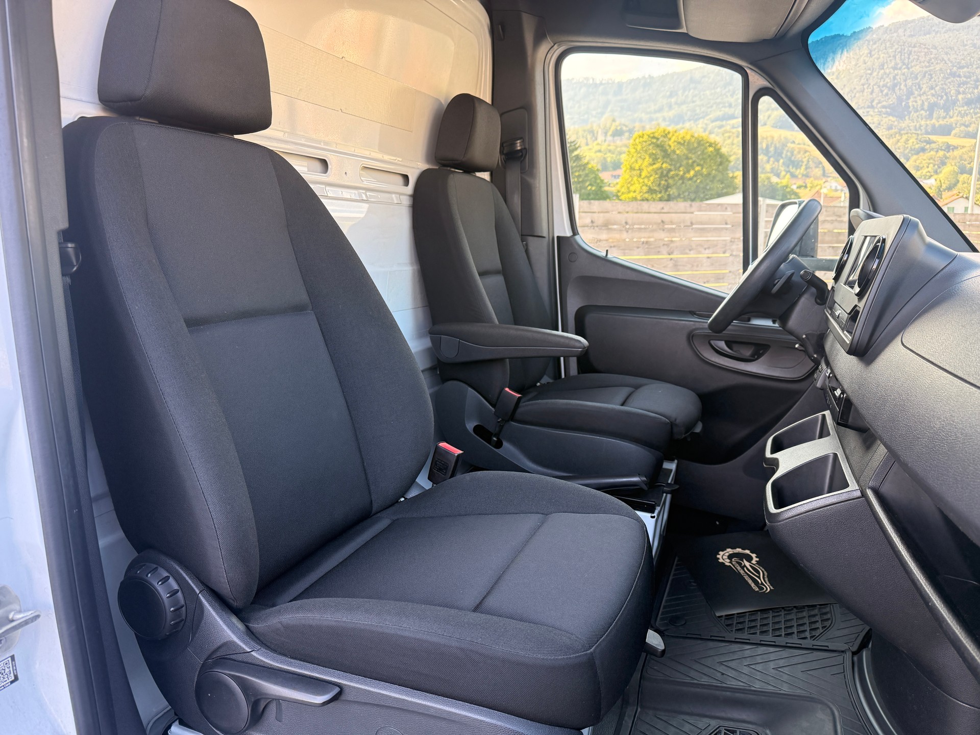 MERCEDES-BENZ Sprinter 317 CDI Kompakt 9G-TRONIC Kühlwagen-image-9