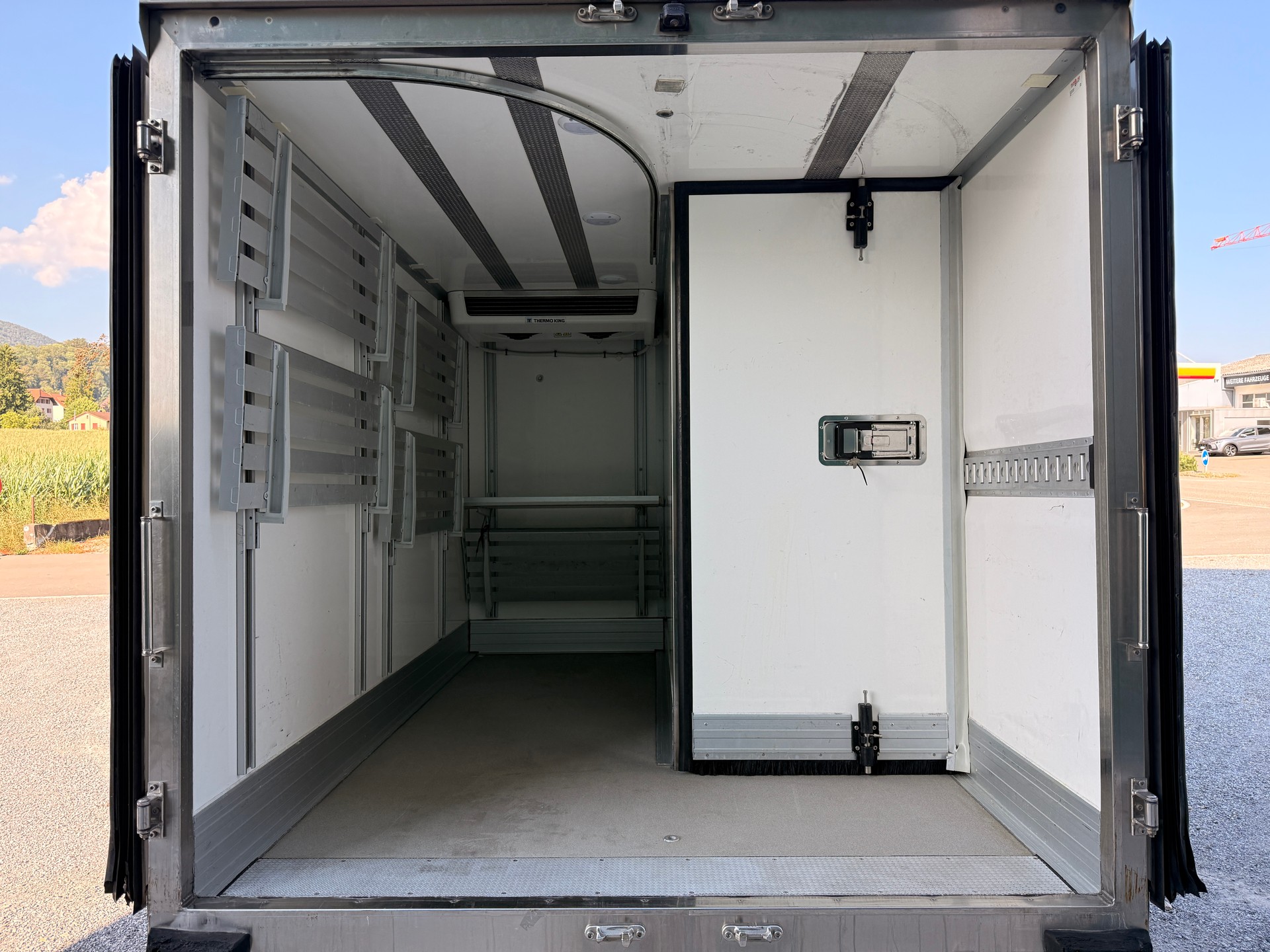 MERCEDES-BENZ Sprinter 317 CDI Kompakt 9G-TRONIC Kühlwagen-image-13