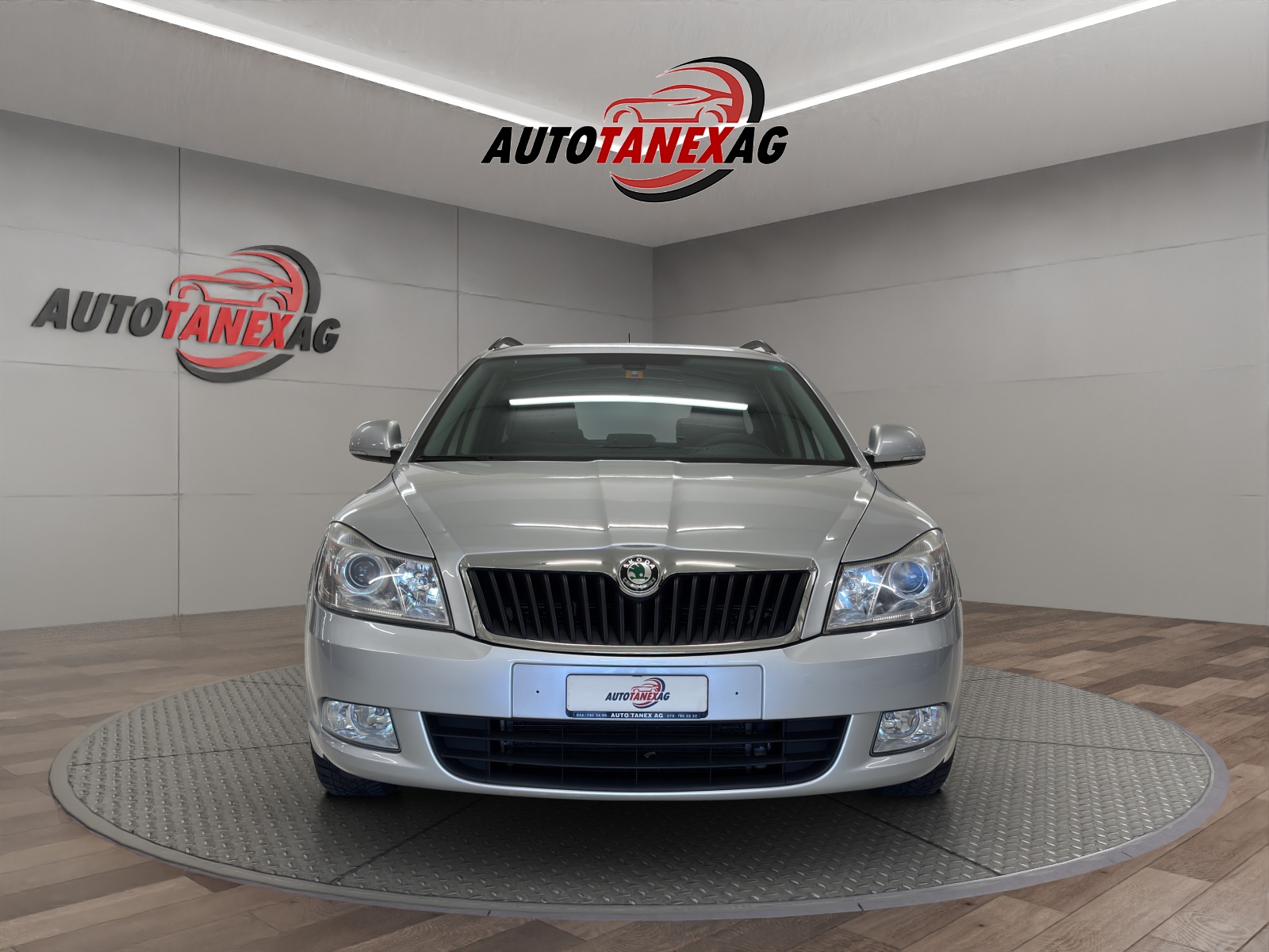 SKODA Octavia Combi 1.6 TDI Ambiente-image-3