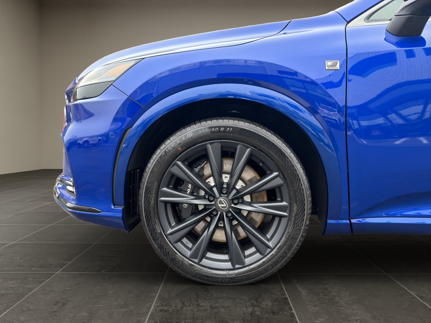 LEXUS RX 500h F-Sport-image-17