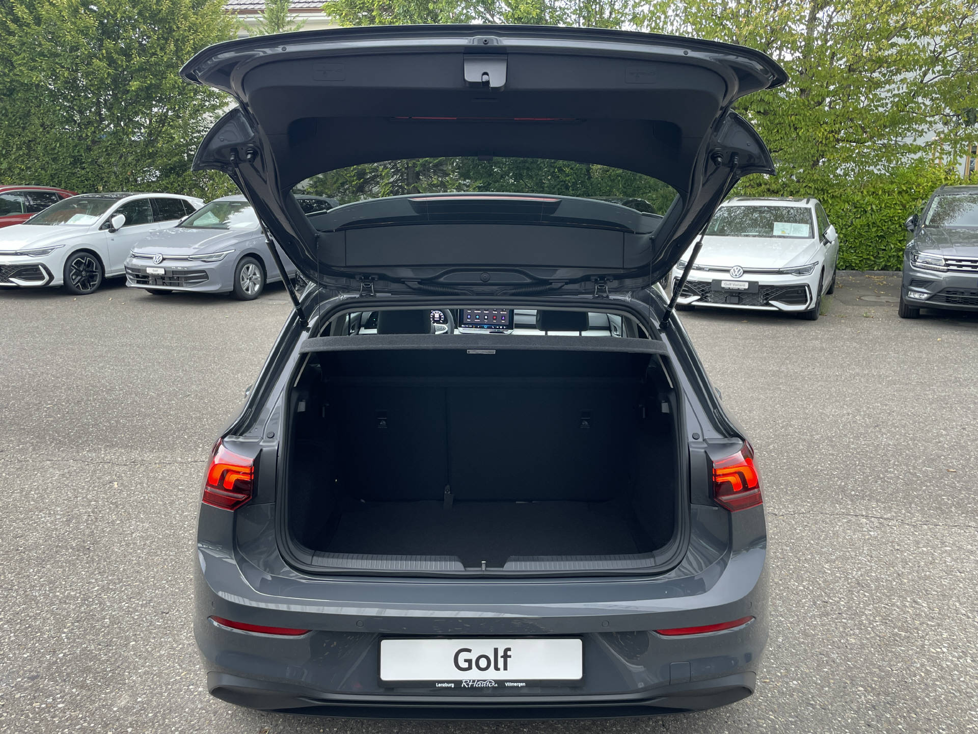VW Golf VIII 1.5 eTSI Value DSG-image-5