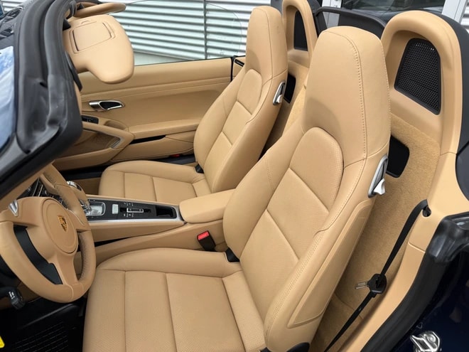 PORSCHE 2.7 PDK-image-3