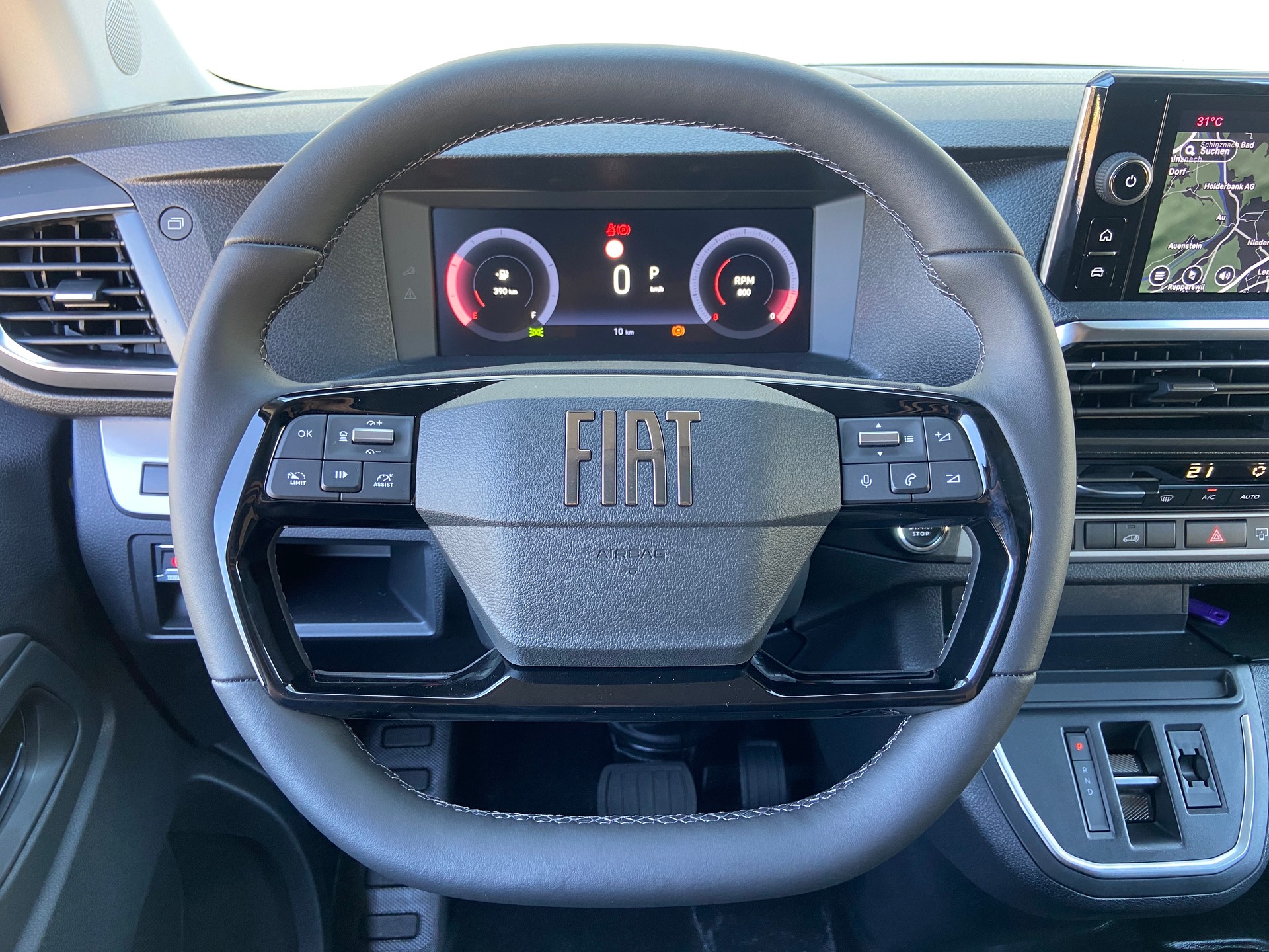 FIAT Scudo 2.0 BlueHDi L2 EAT8 Automat-image-7