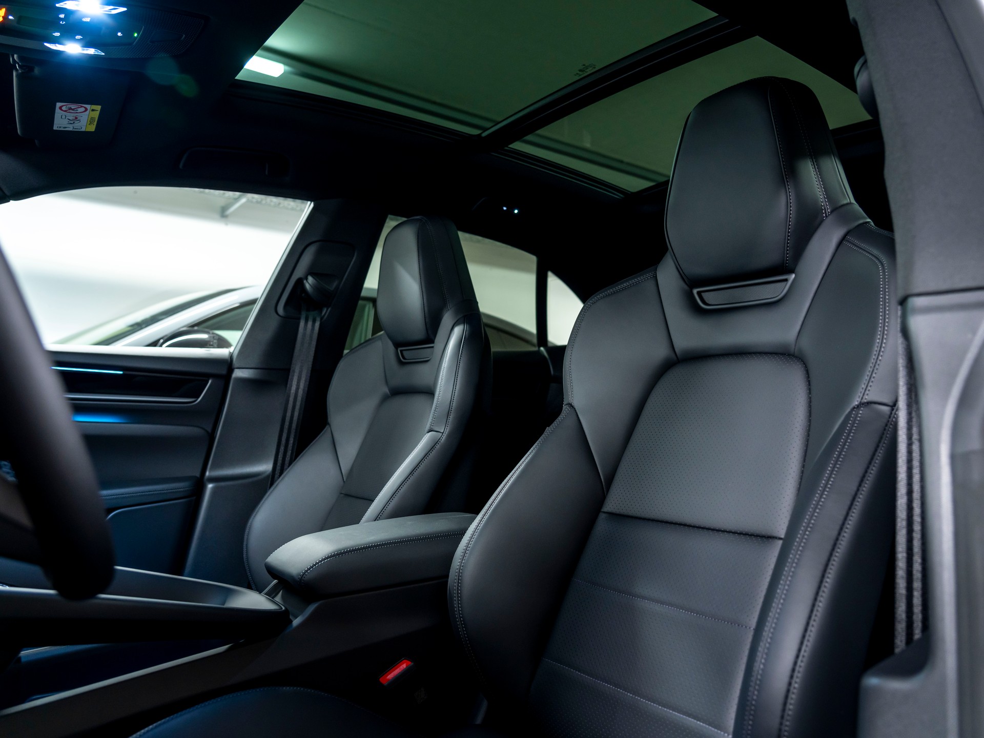 PORSCHE Macan 4 100kWh-image-10