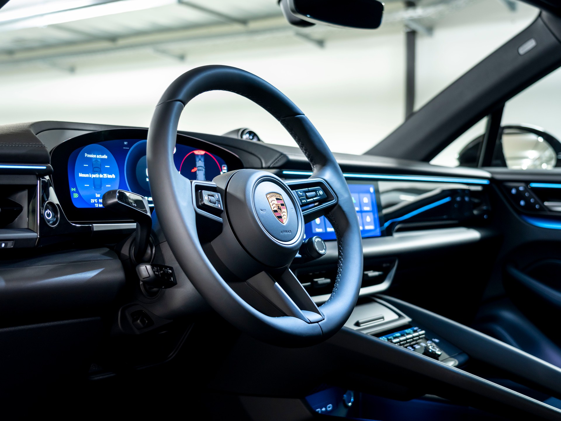 PORSCHE Macan 4 100kWh-image-7