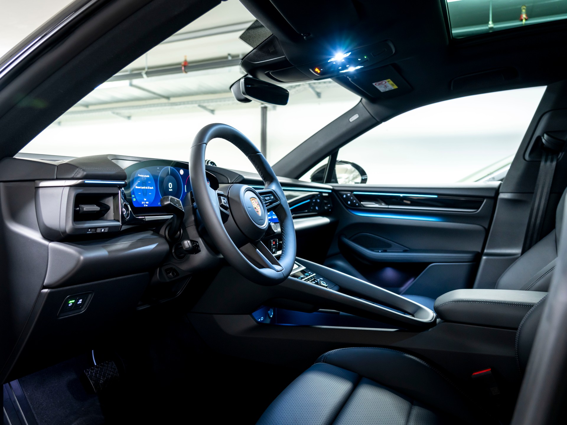 PORSCHE Macan 4 100kWh-image-8