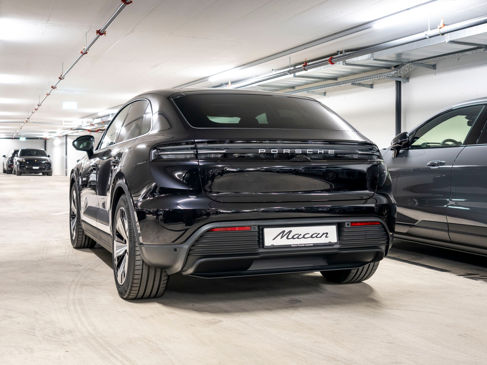 PORSCHE Macan 4 100kWh-image-2