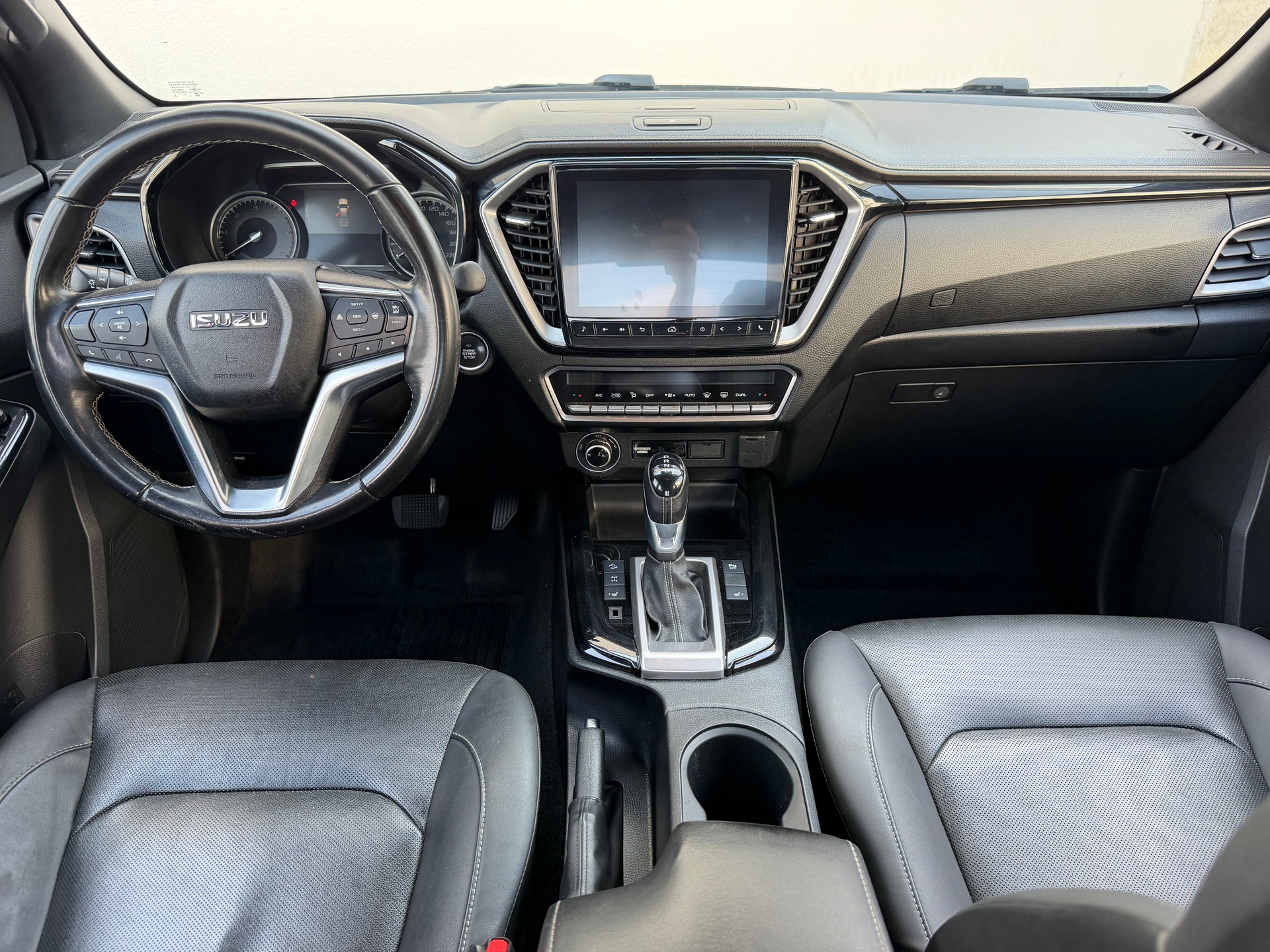 ISUZU D-Max Crew Pick-up 1.9 DDi N60 FF 4x4-image-6