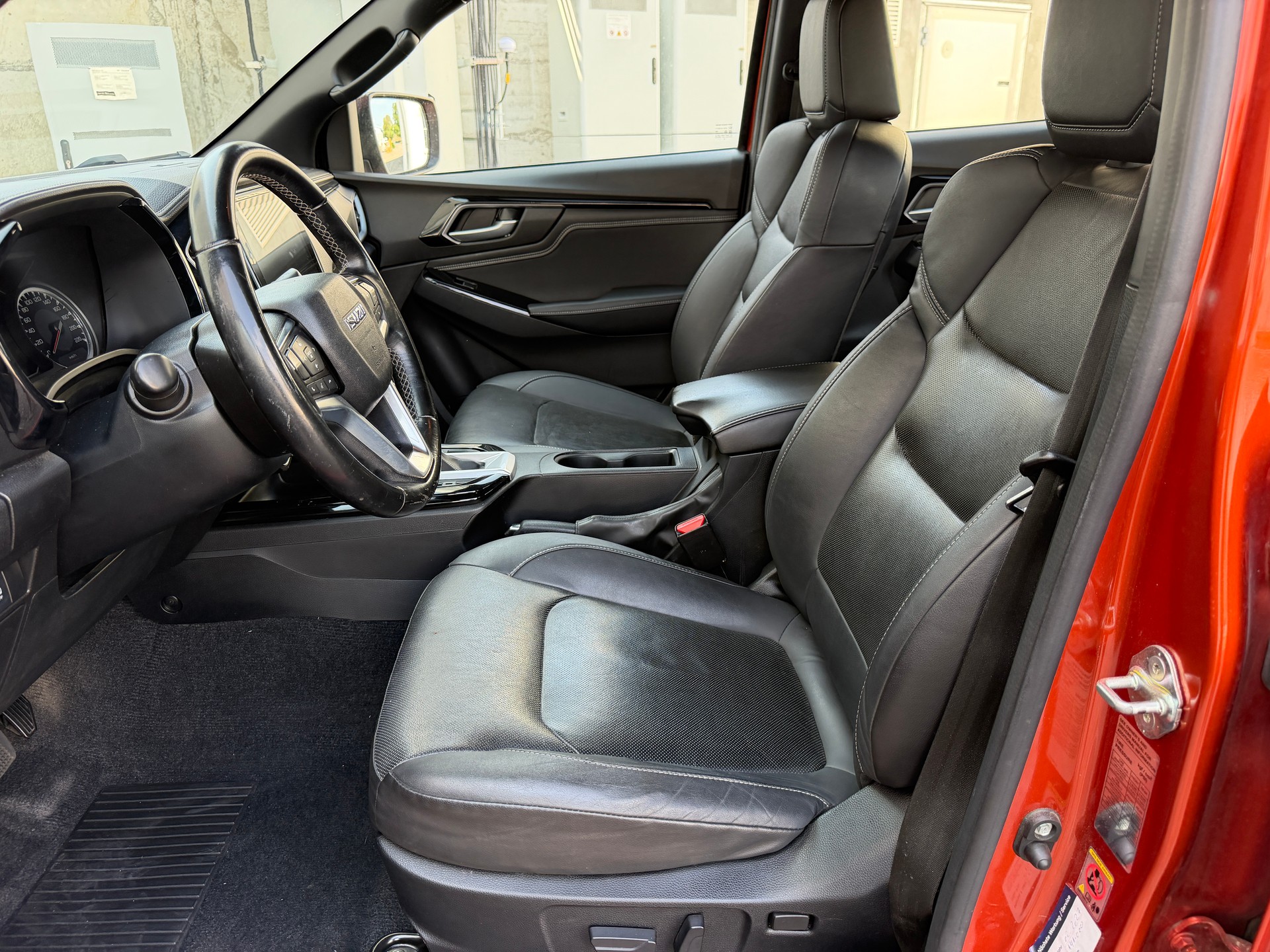 ISUZU D-Max Crew Pick-up 1.9 DDi N60 FF 4x4-image-7