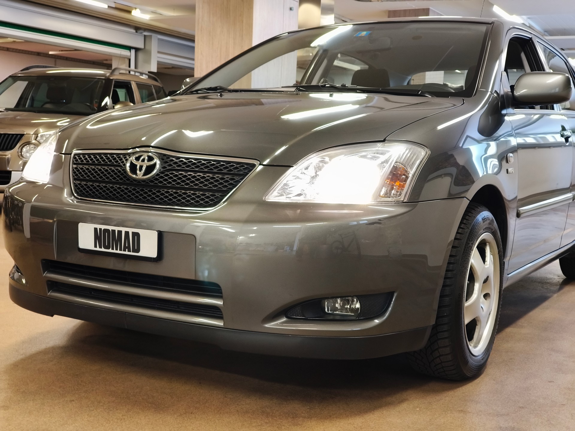 TOYOTA Corolla 1.6 Linea Sol-image-1