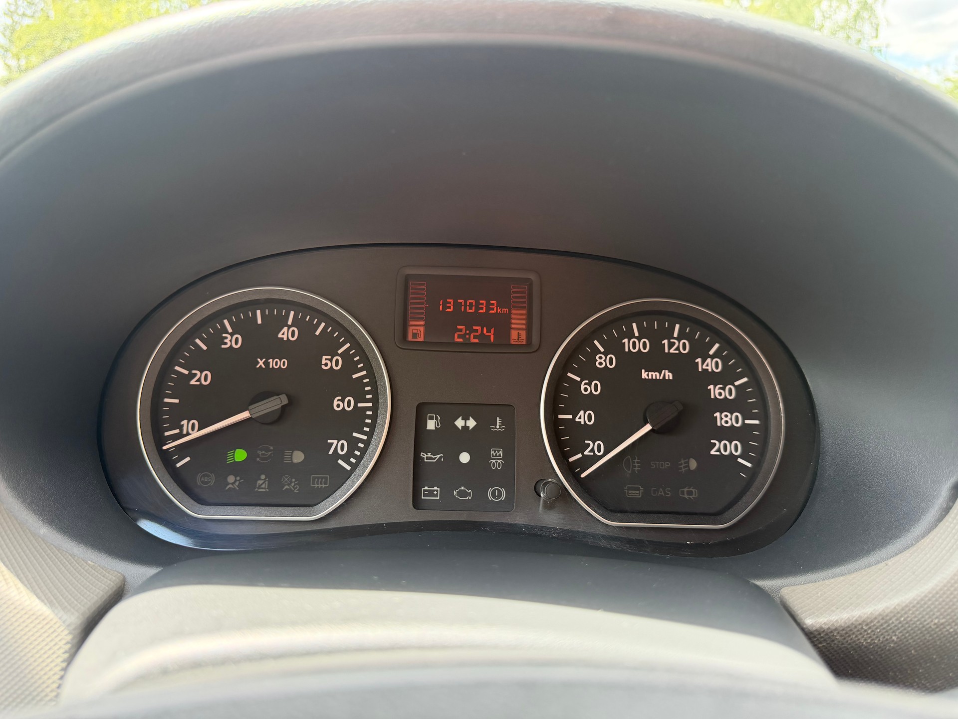 DACIA Sandero 1.6 *Premium* ab MFK und Service-image-7
