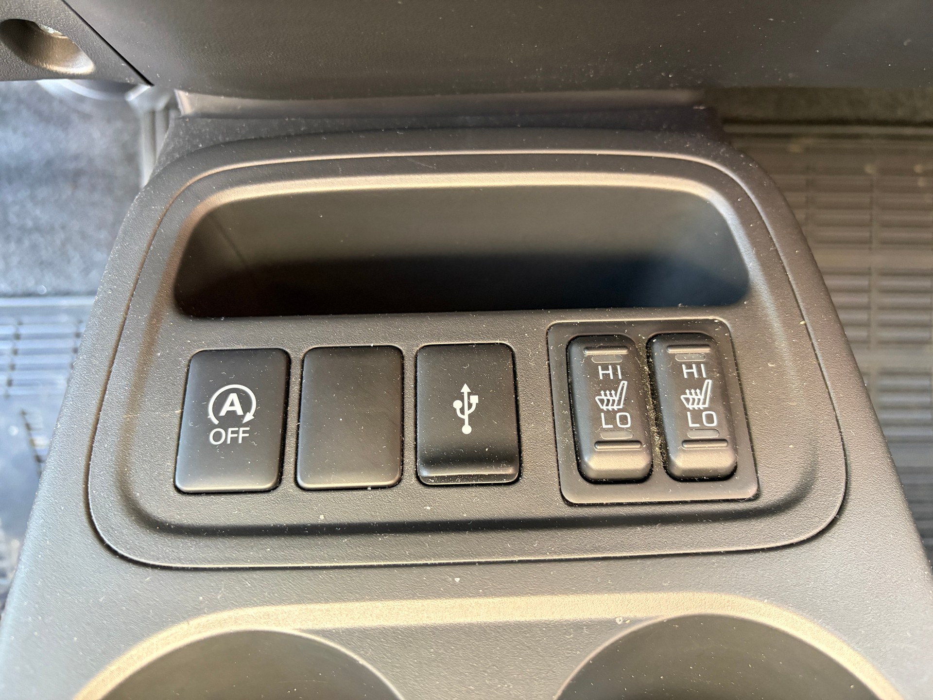 MITSUBISHI Space Star 1.2 CVT Value-image-17