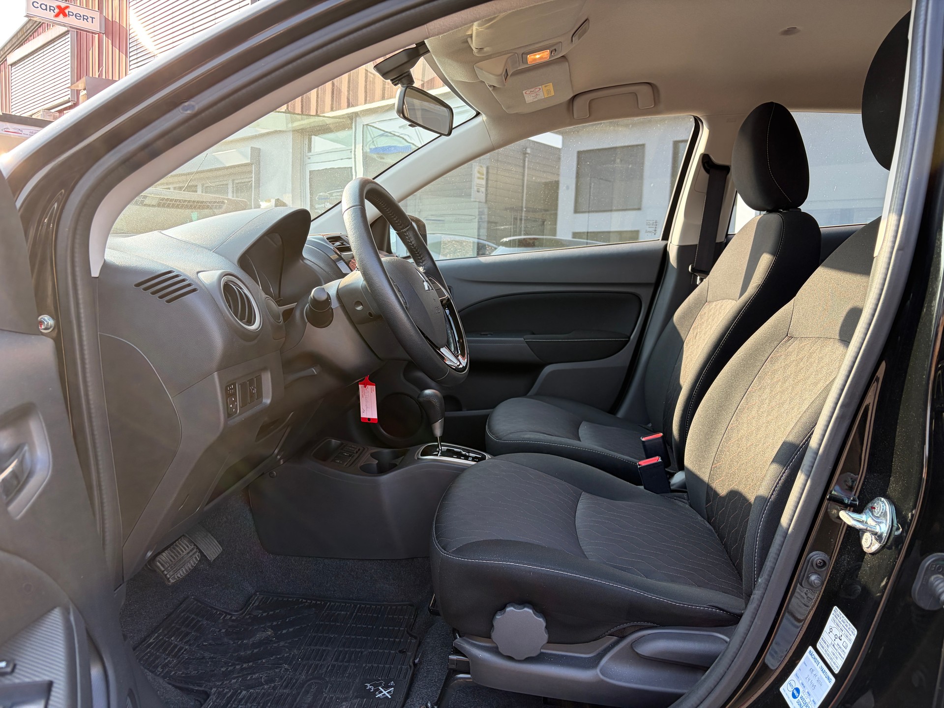 MITSUBISHI Space Star 1.2 CVT Value-image-9