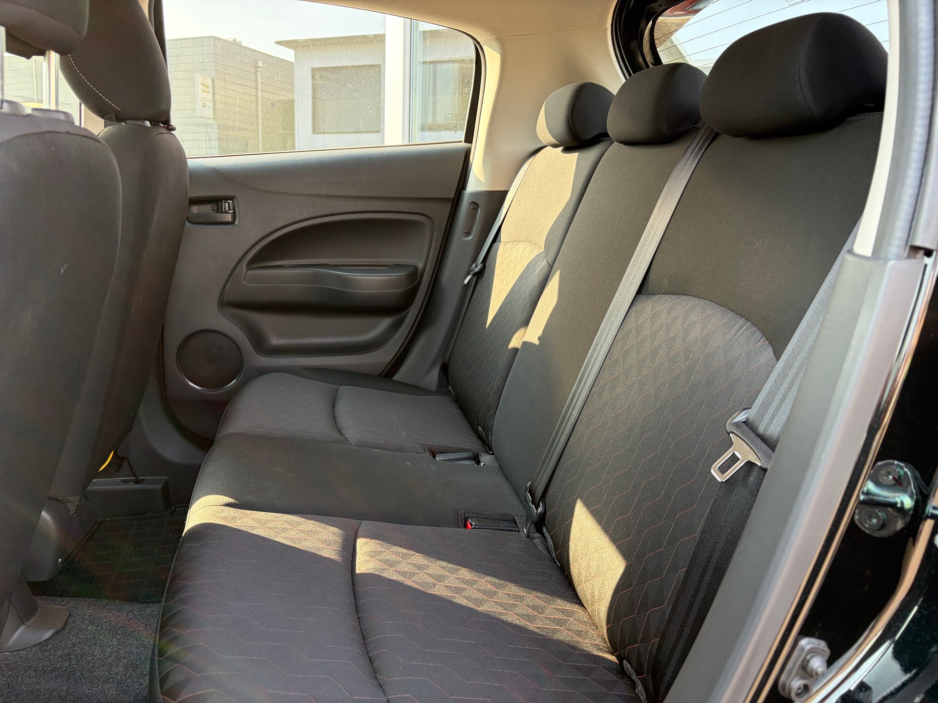 MITSUBISHI Space Star 1.2 CVT Value-image-19