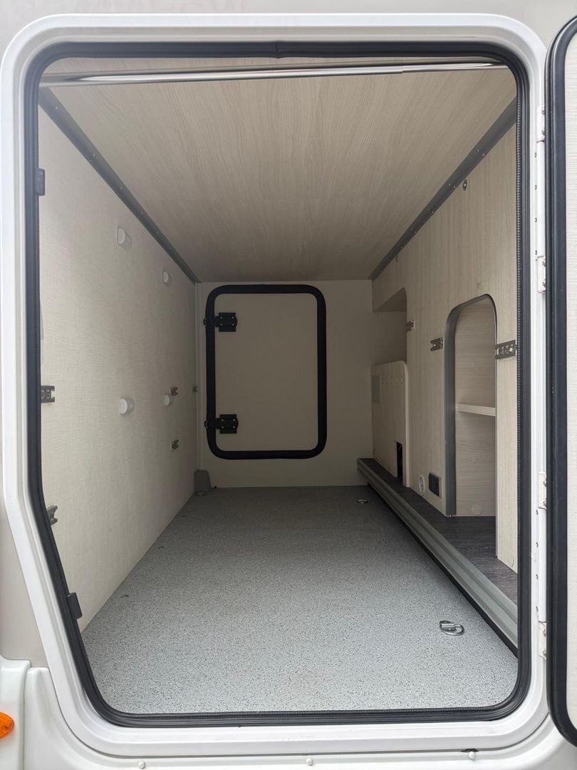 CHALLENGER Graphite 337GA Premium, Ford Transit 2.0TDCi 170PS Automat-image-19