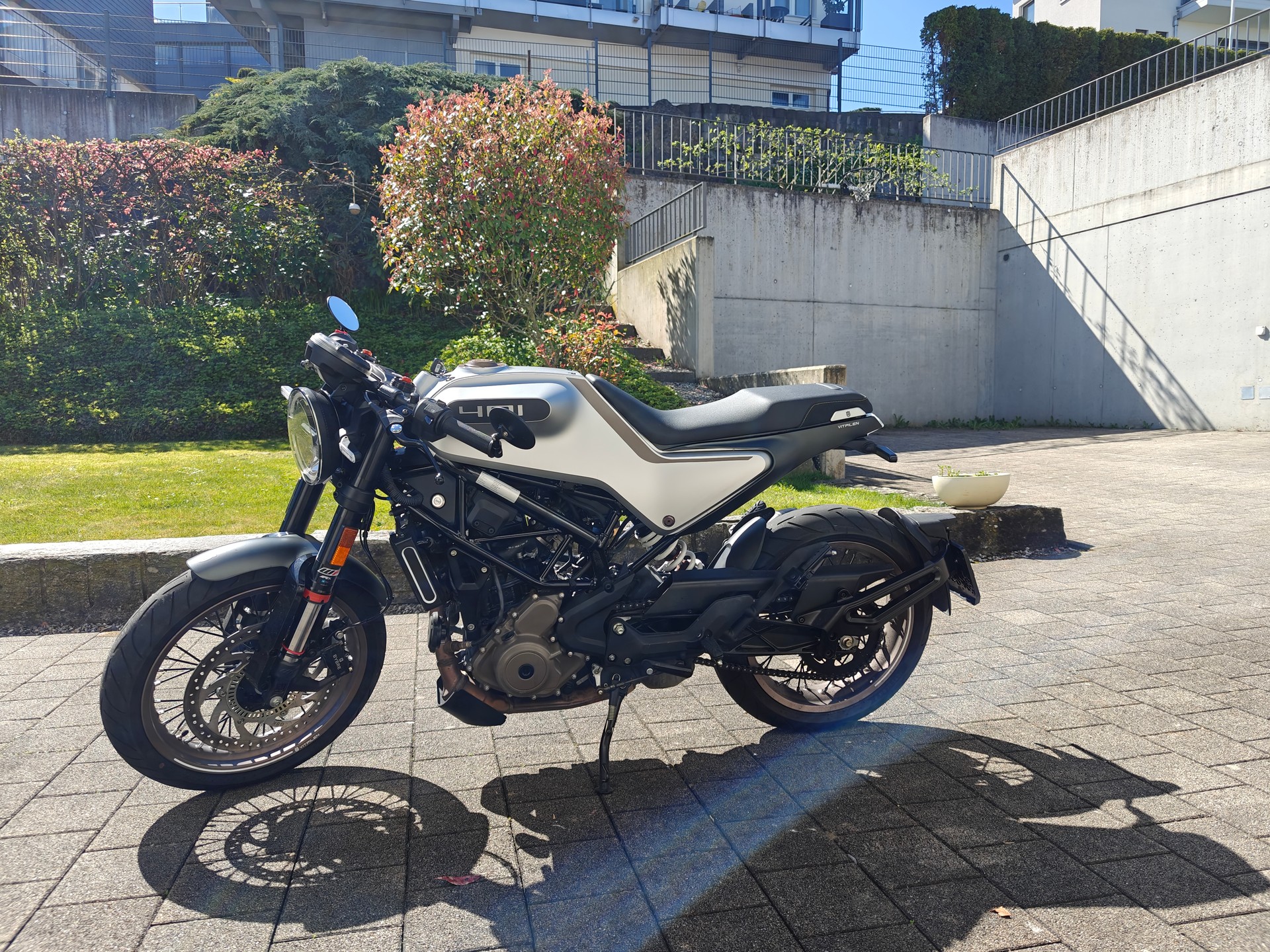 HUSQVARNA Vitpilen 401-image-10