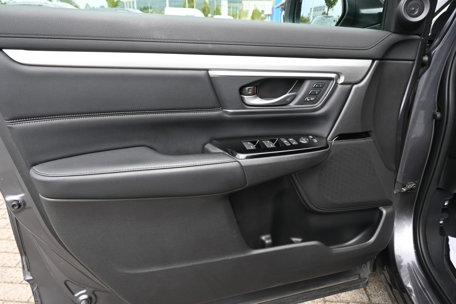 HONDA CR-V 2.0i MMD Hybrid Executive 4WD Automatic 4X4-image-21