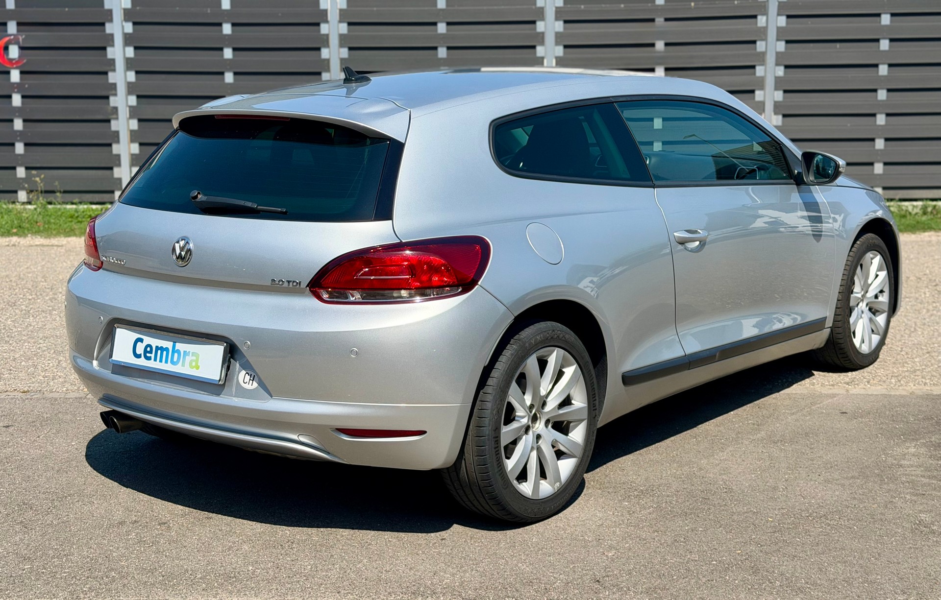 VW Scirocco 2.0 TDI DSG-image-5