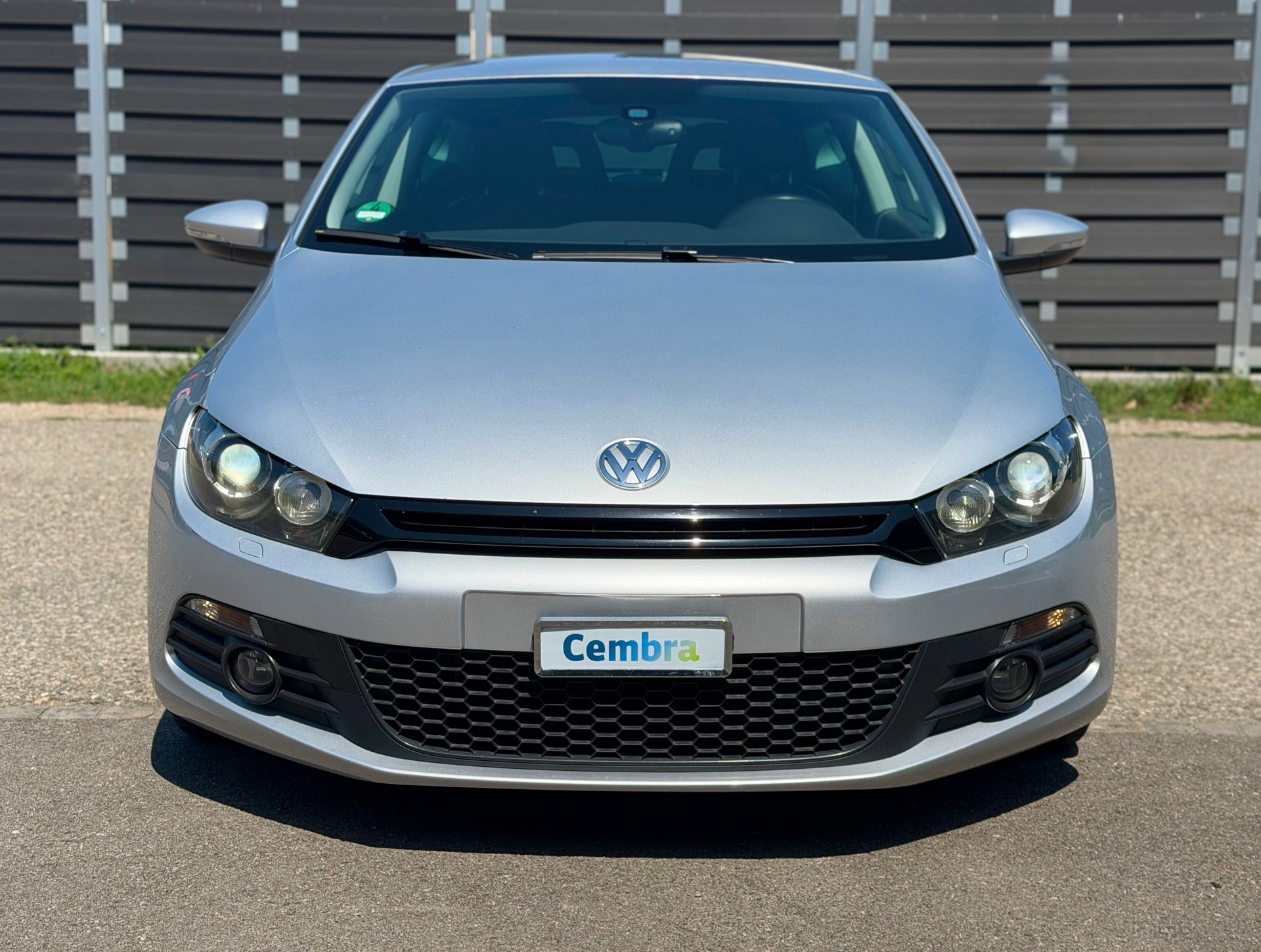 VW Scirocco 2.0 TDI DSG-image-1