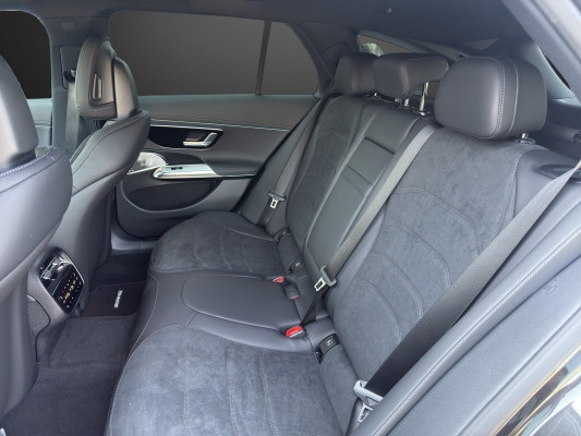 MERCEDES-BENZ E 220 d T 4M 9G-Tronic-image-9