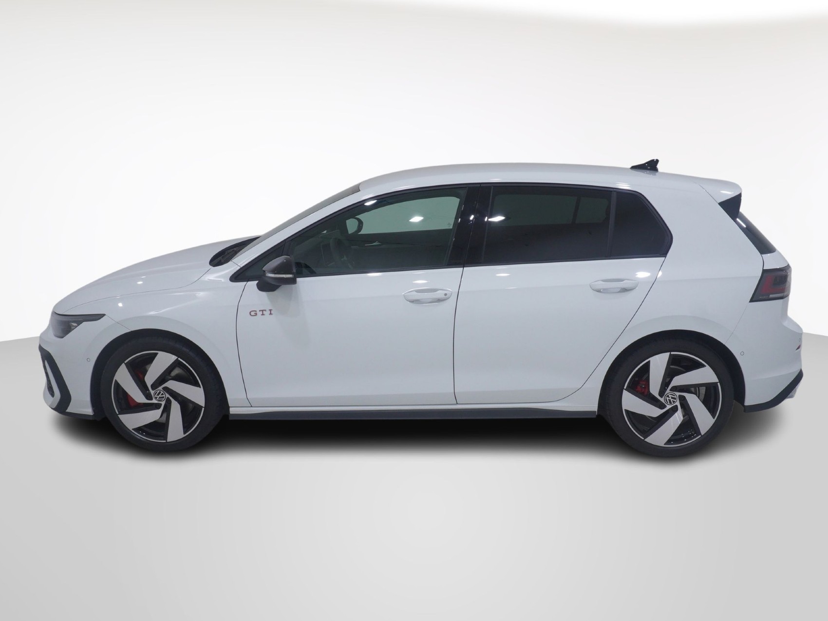 VW Golf VIII 2.0 TSI GTI DSG-image-1