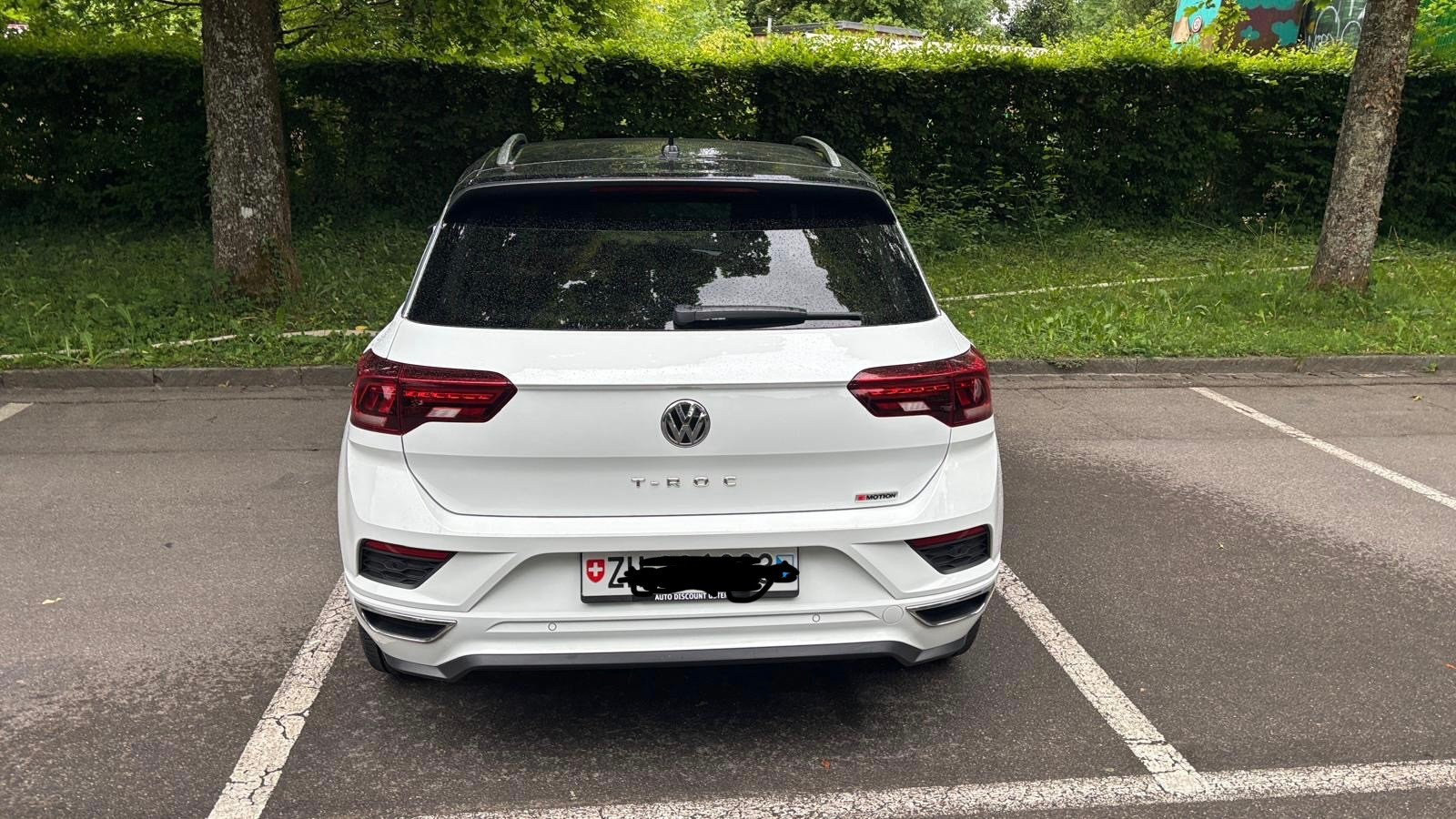 VW R-Line, 2.0 TSI Sport DSG 4motion-image-2