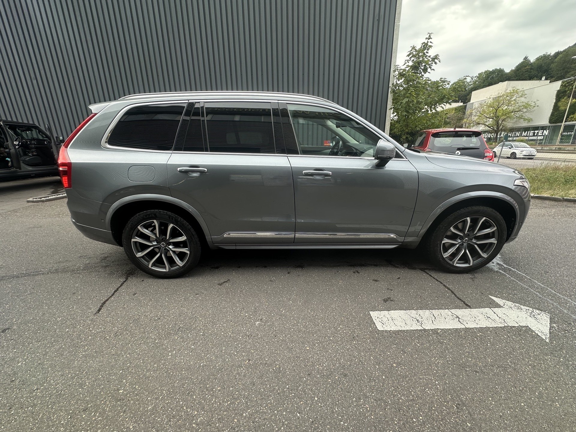 VOLVO XC90 D5 AWD Inscription Geartronic-image-6