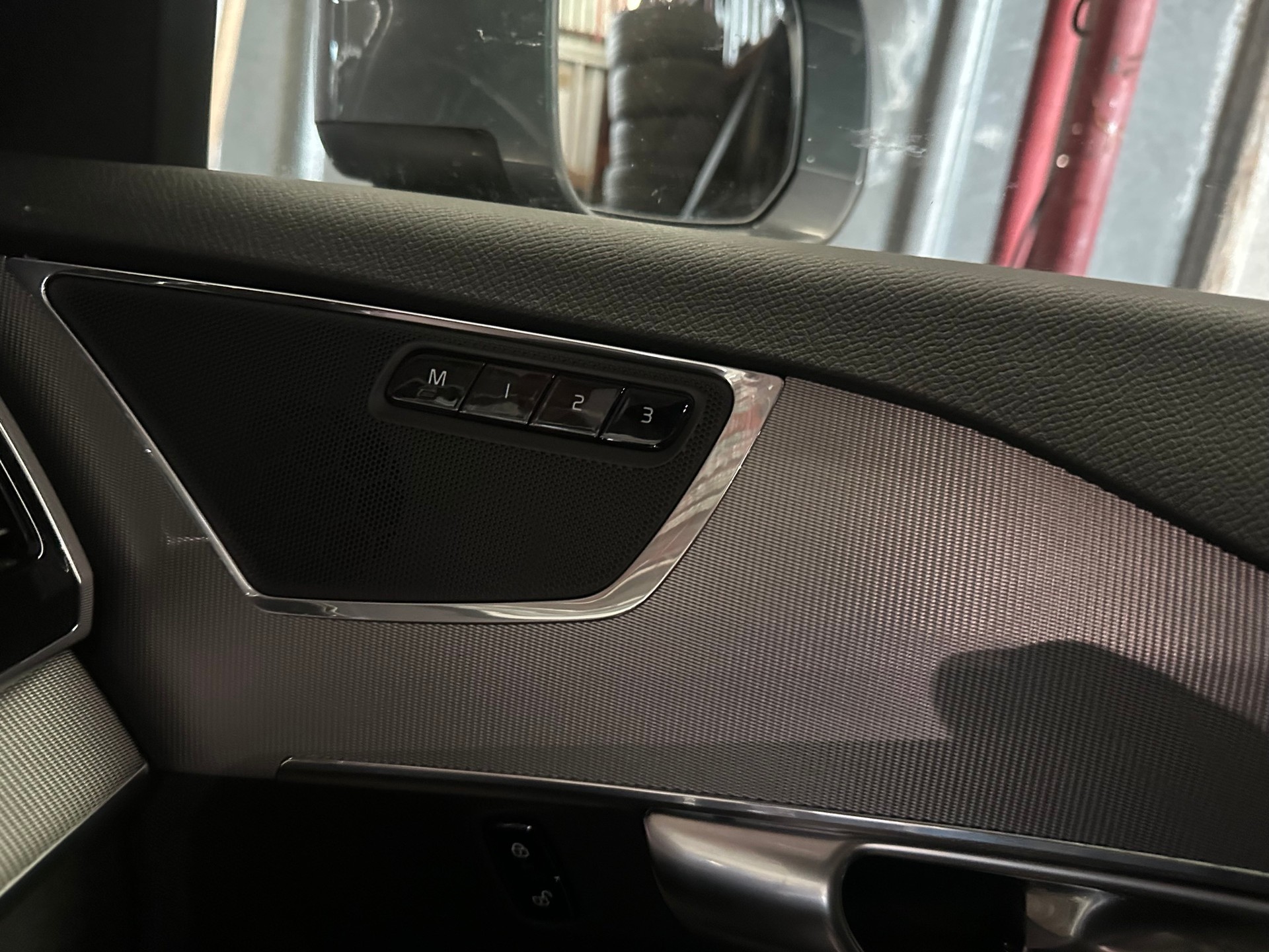 VOLVO XC90 D5 AWD Inscription Geartronic-image-14