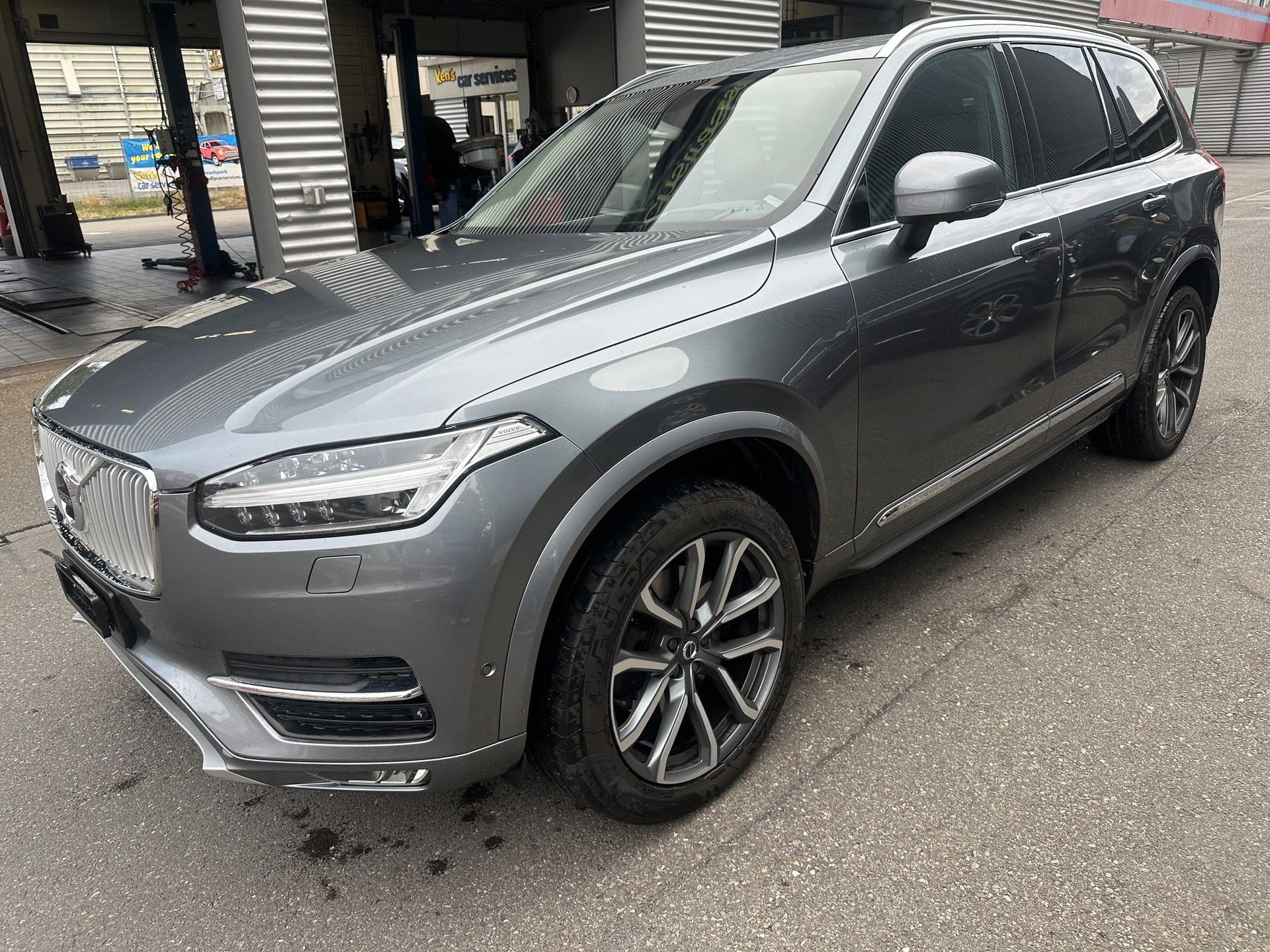 VOLVO XC90 D5 AWD Inscription Geartronic-image-1